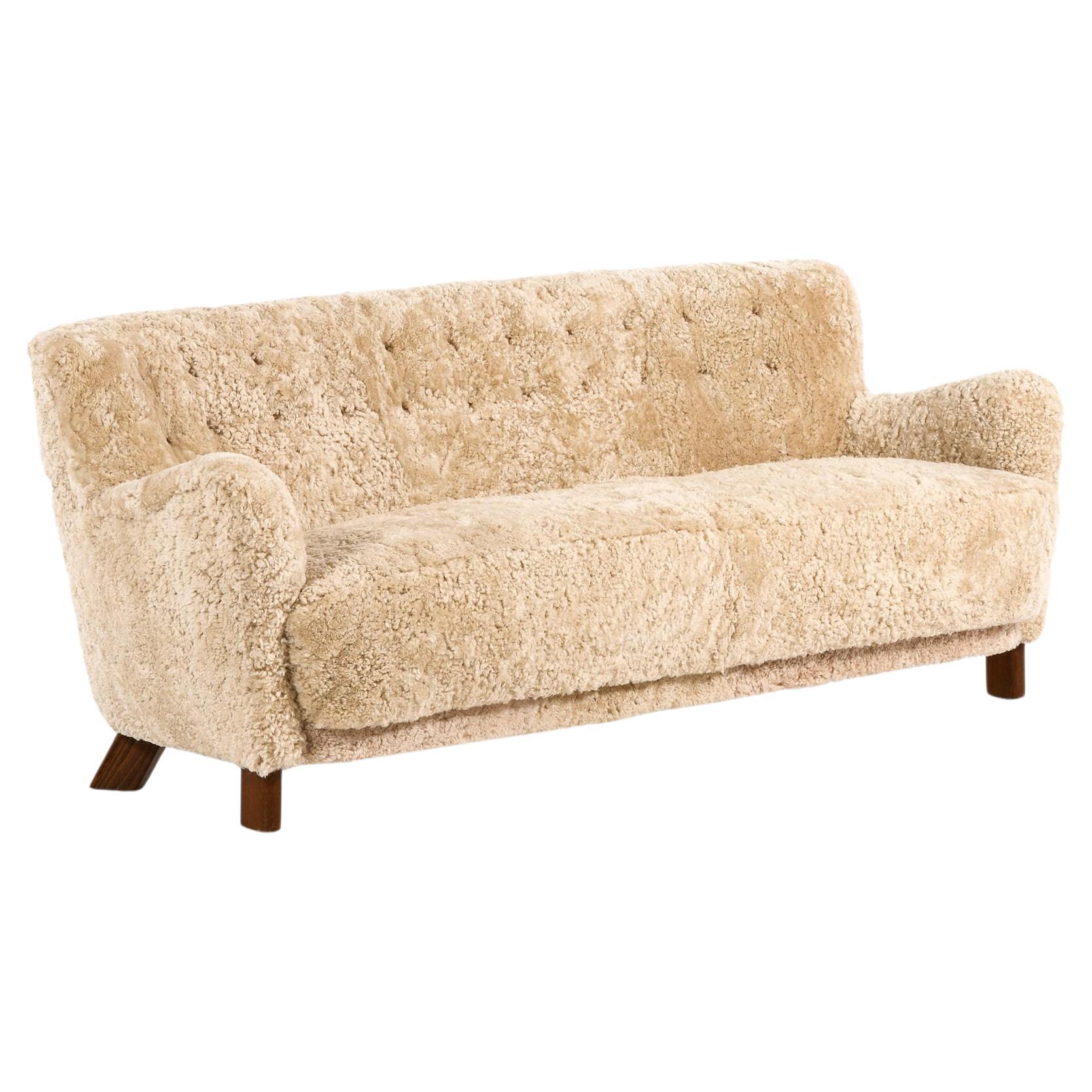 Divano in Beeche e rivestito in pelle di pecora di Fritz Hansen, 1941 in vendita