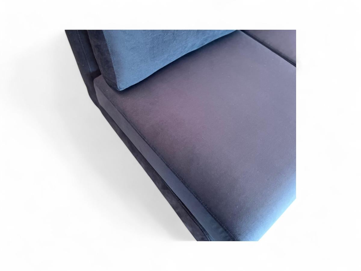 Sofa in Hardwood & Loose Cushions in Blue Velvet, Joaquim Tenreiro For Sale 4