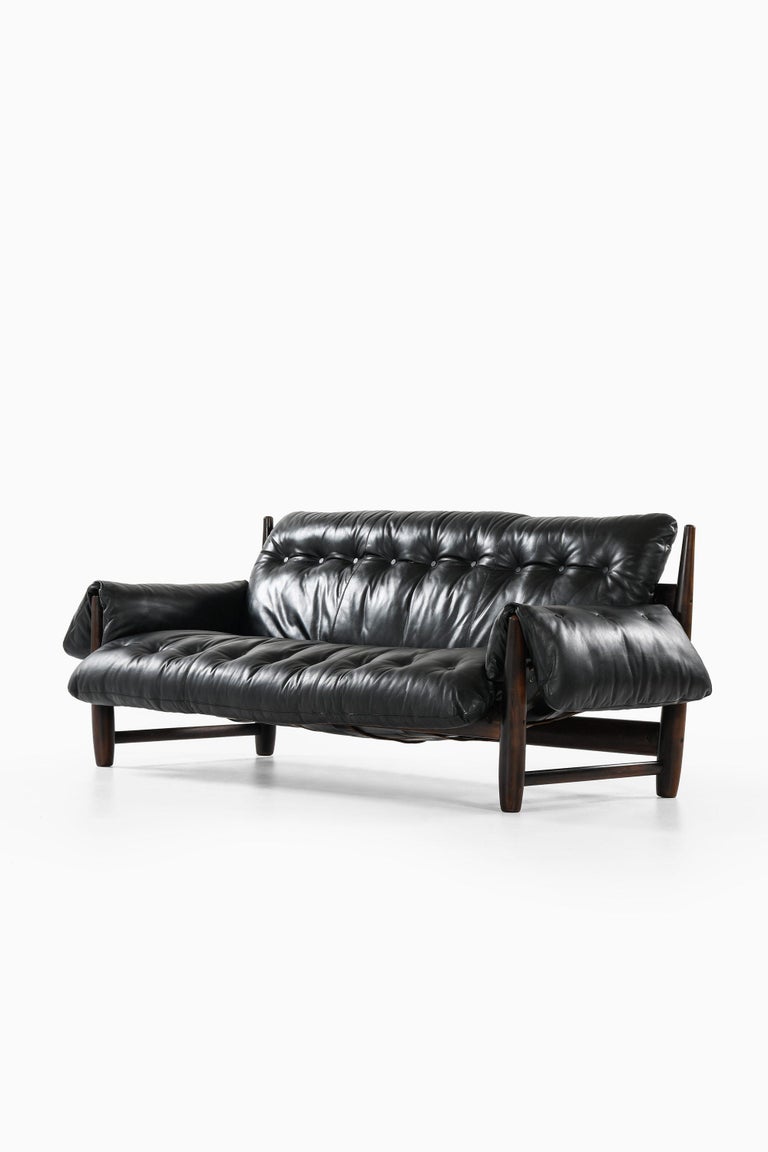 Sofa in Jacaranda and Leather by Sergio Rodrigues, 1957 For Sale at 1stDibs