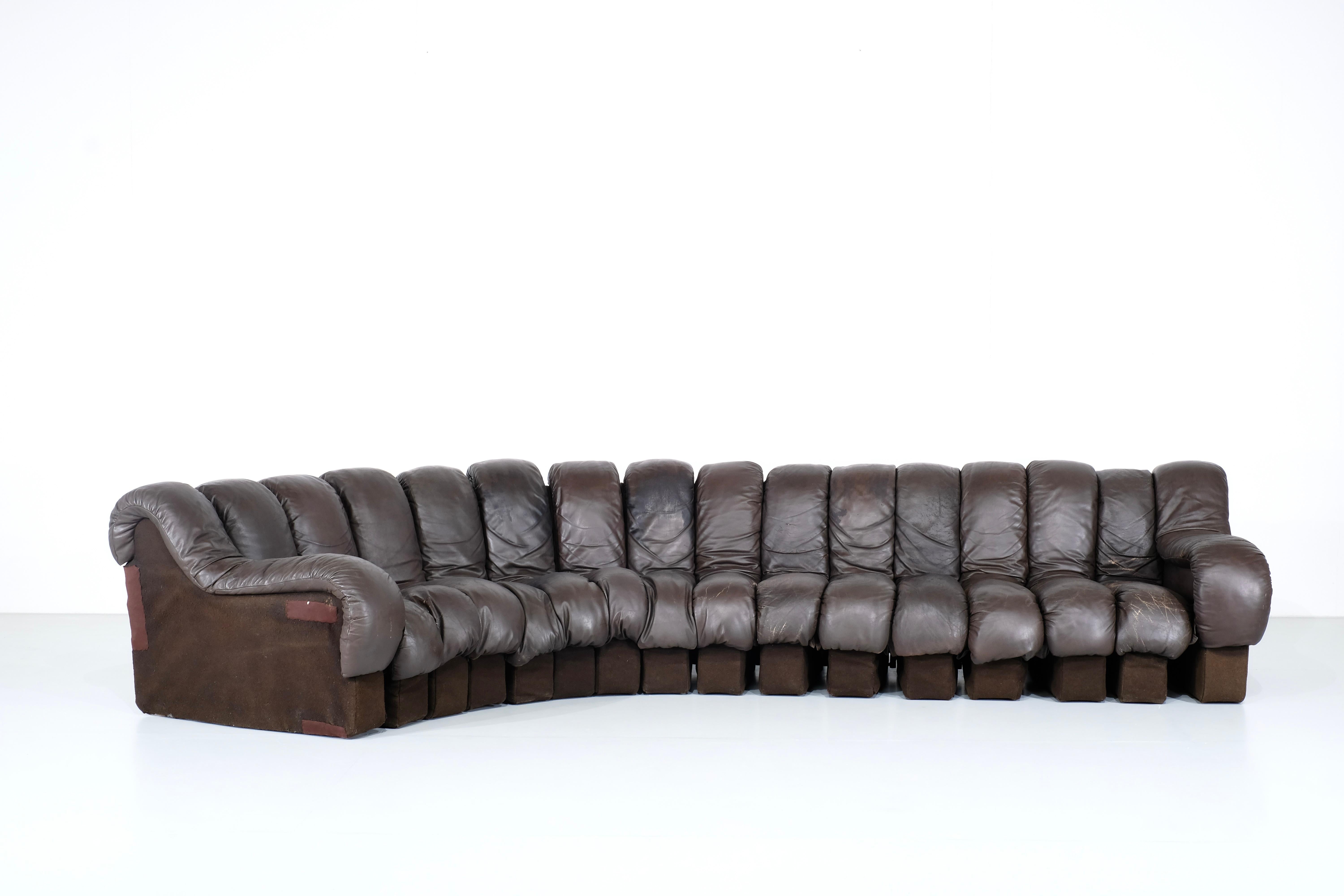 Sofa aus Leder Non Stop „Ds 600“ für De Sede, Schweiz 1970er Jahre. im Zustand „Starke Gebrauchsspuren“ im Angebot in Lot/Drogenbos, BE