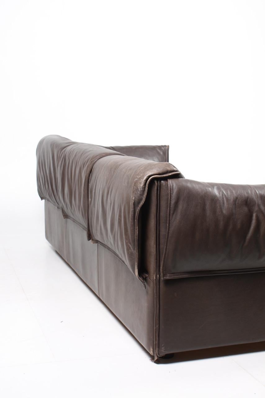 Sofa in Patinated Leather 1