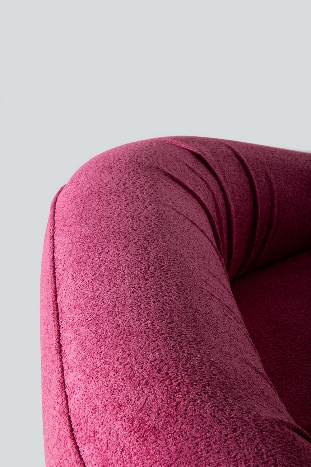 Sofá Premiere en bouclé rosa de Adriano Piazzesi en Bueno estado para la venta en Milano, IT