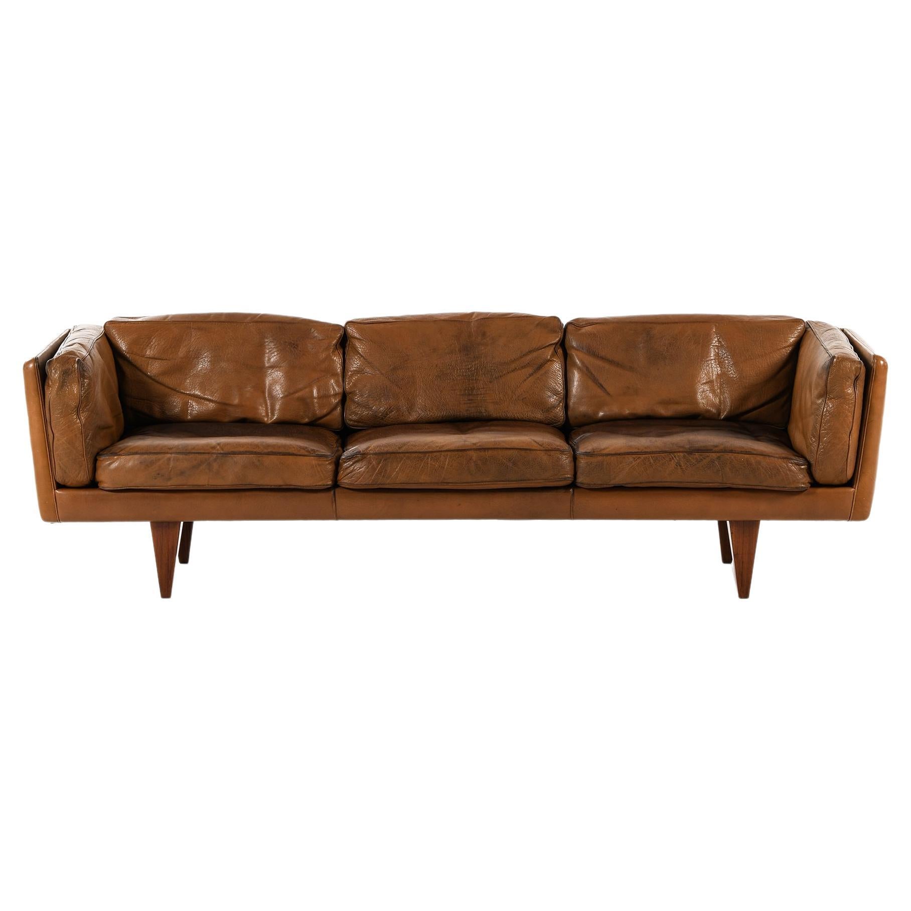 Sofa in Rosewood and Original Brown Leather by Illum Wikkelsø, 1960's For Sale