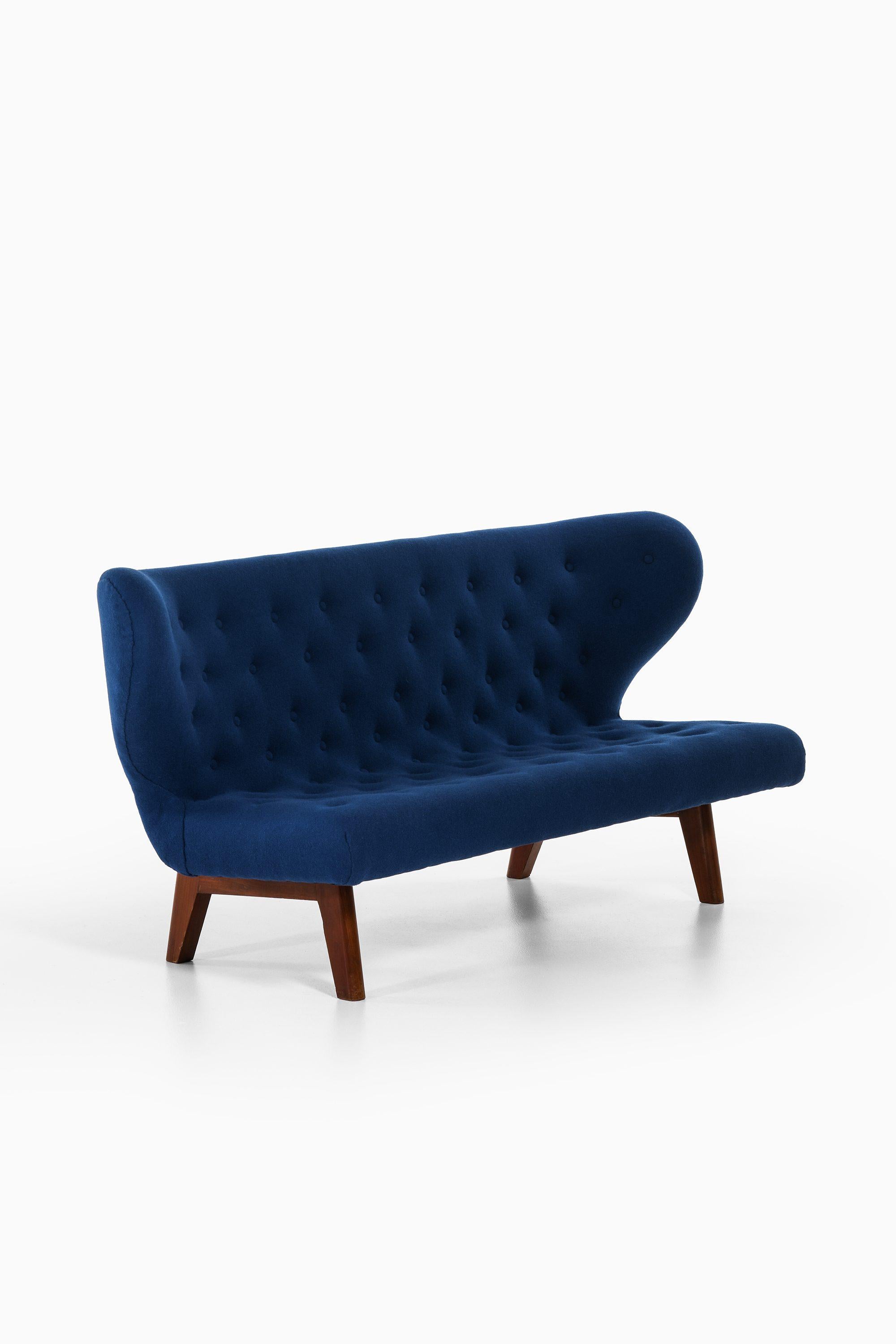 Mid-Century Modern Sofa in Teak and Reupholstered in Kvadrat Fabric, 1940's For Sale