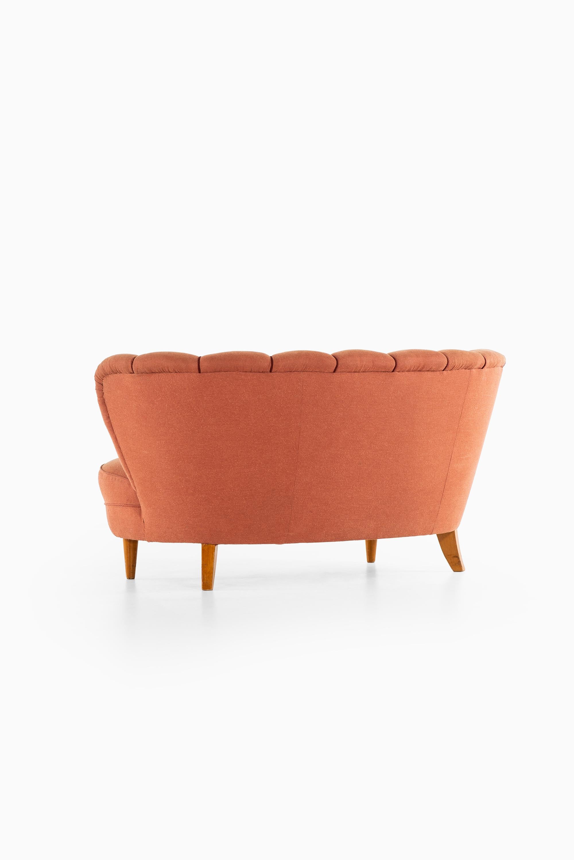 Scandinavian Modern Sofa in the Manner of Otto Schulz Produced in Sweden