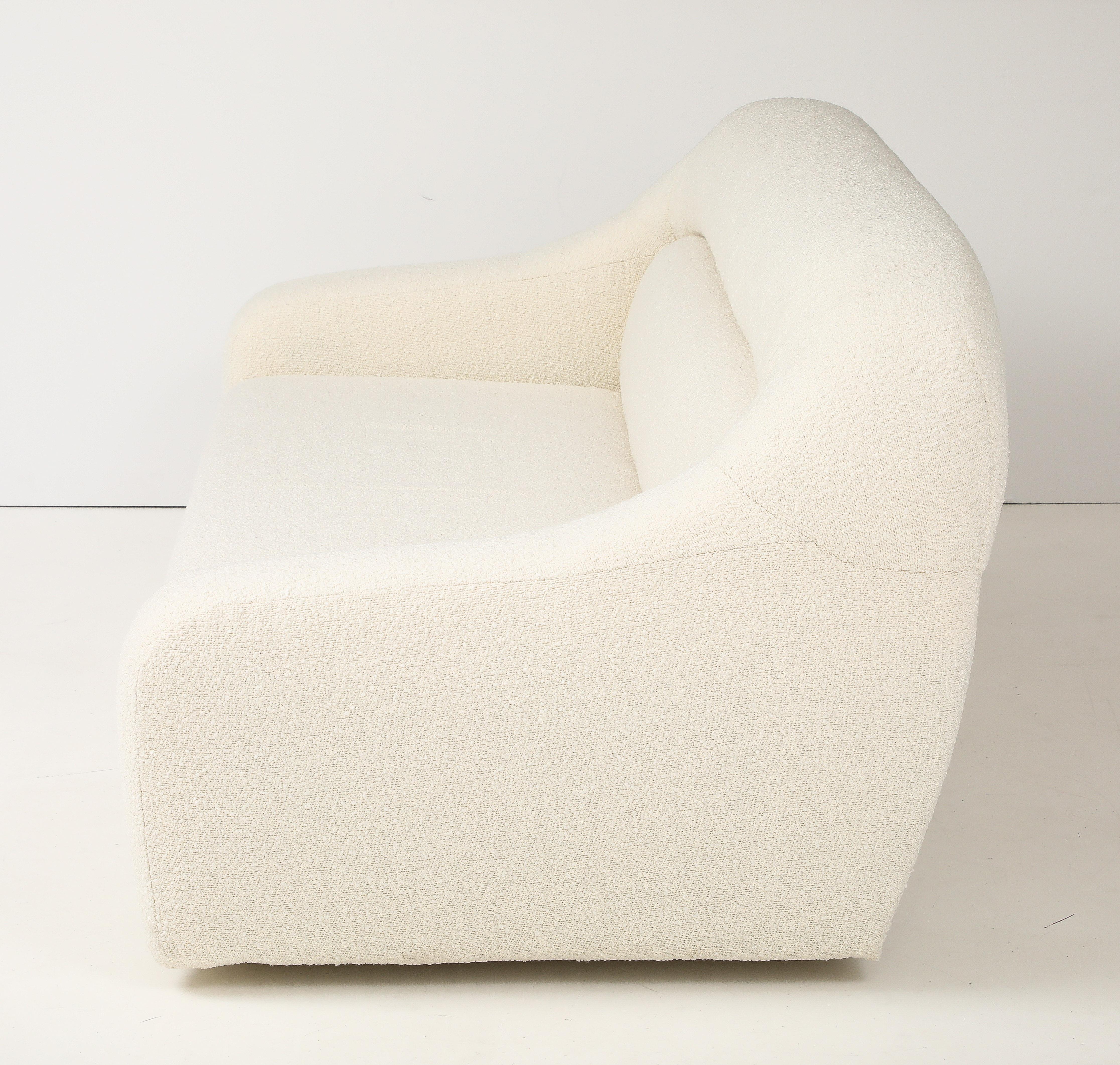 Sofá de estilo George Bighinello para Eurosalotto en Boucle Marfil, Italia Hecho a mano en venta