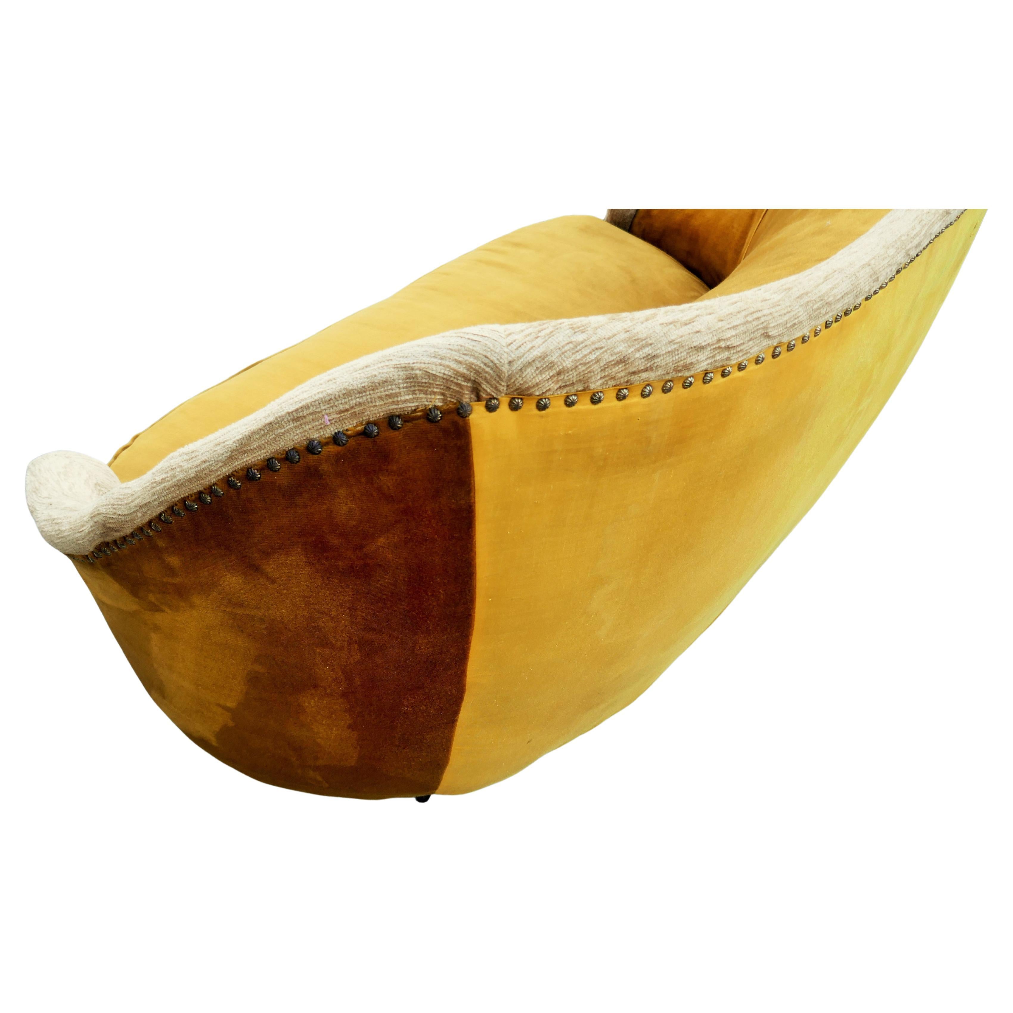 Canapé dans le style de Gio Ponti, Cesare Lacca, Guglielmo Veronesi. en vente 1