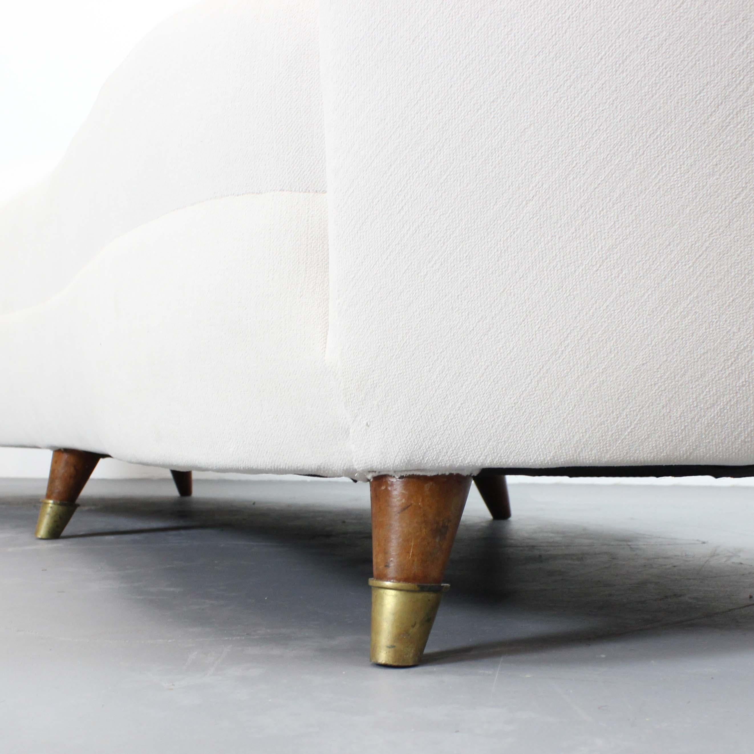Sofa in washable white upholstery - Italy - Atr Federico Munari - c.1960 For Sale 1