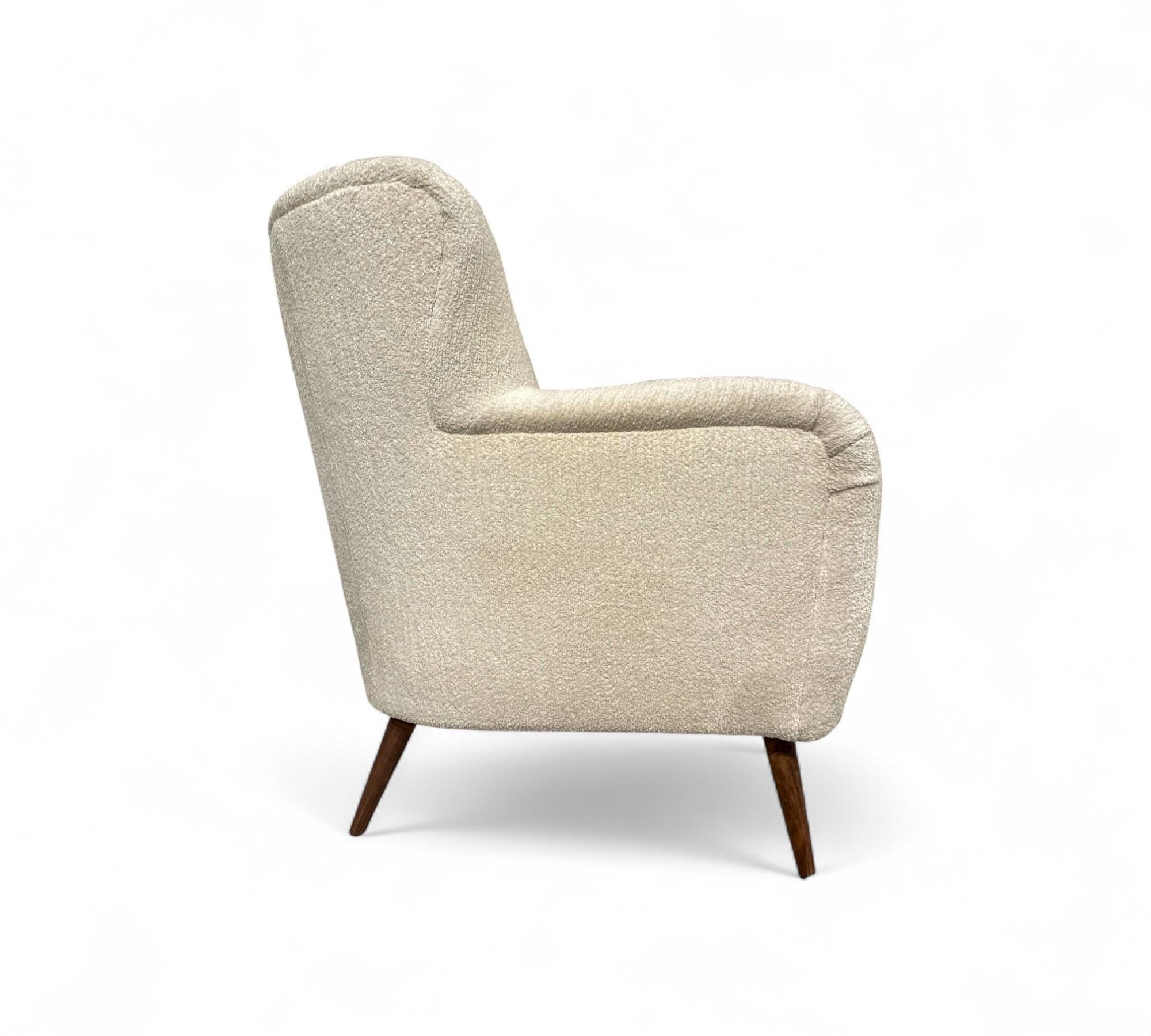 Bouclé Sofa in White Boucle, Forma Brazil, 1960s - Lot 51 For Sale