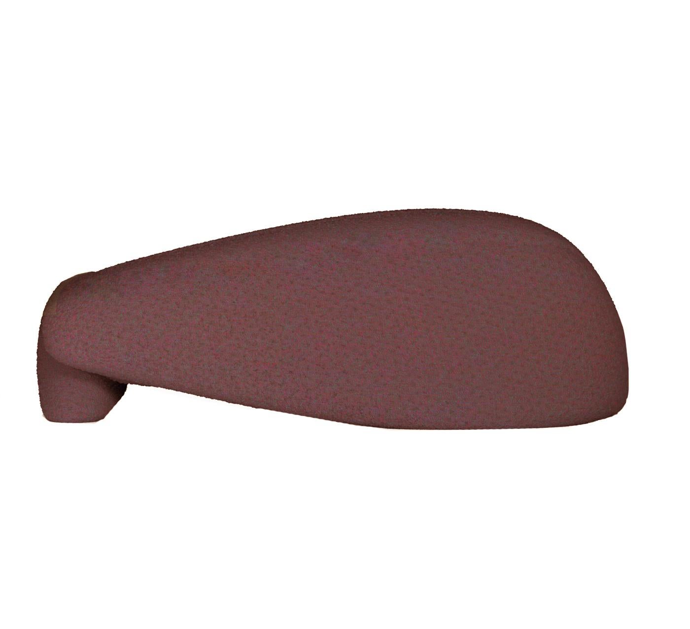 Les formes artistiques du canapé combinées à l'asymétrie créent un look authentique et élégant.
Le design est complété par le confort et l'ergonomie du produit.
Le produit est livré dans le monde entier ;
Produit fait à la main ;
Un design unique