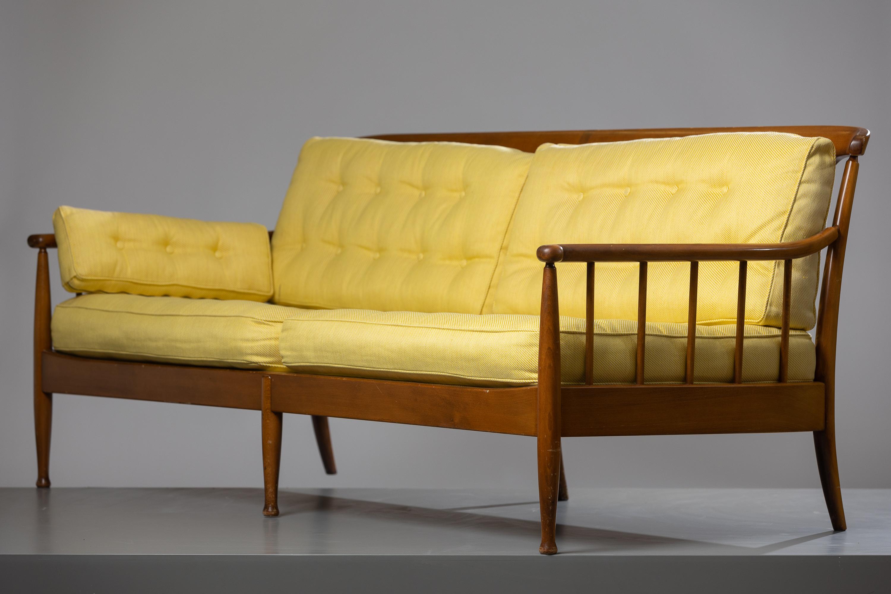 Scandinavian Modern sofa Skrindan by Kerstin Hörling Holmqvist, Material: Walnut In Good Condition For Sale In Skå, SE