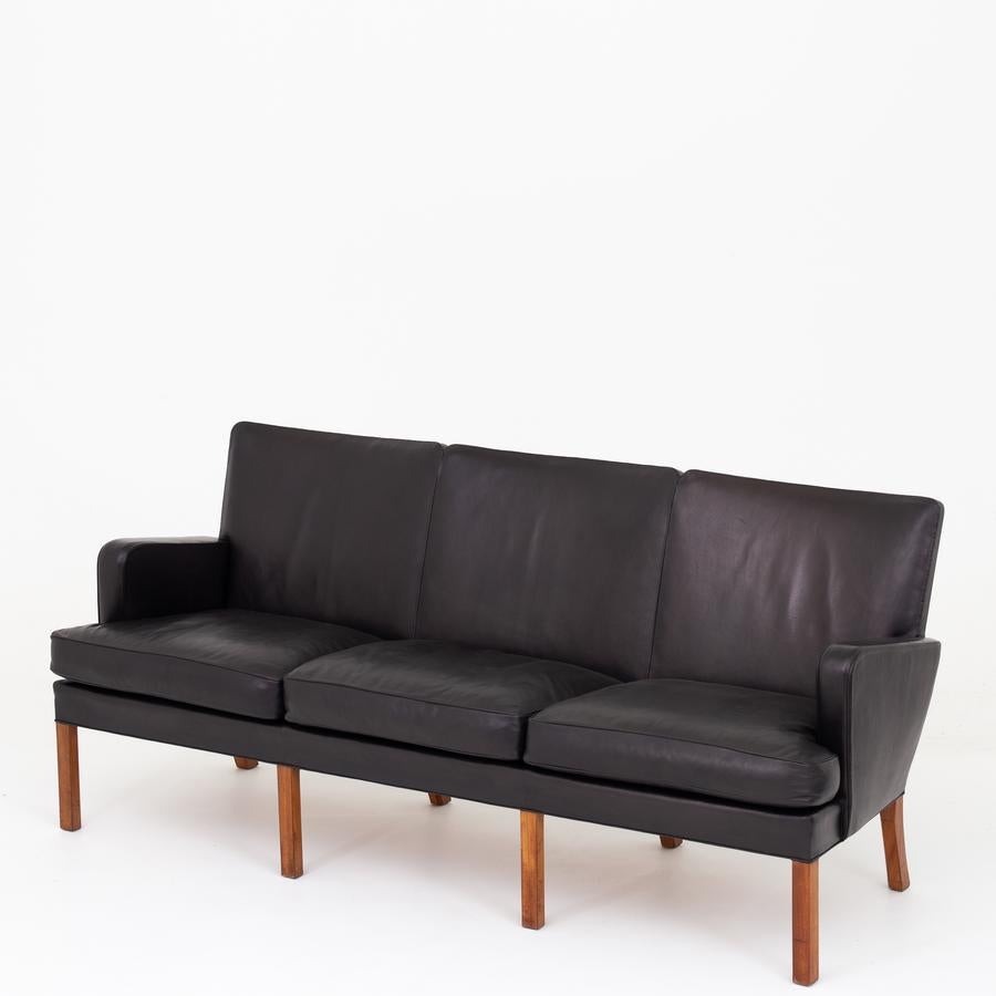 KK 5313 Sofa by Kaare Klint For Sale 2
