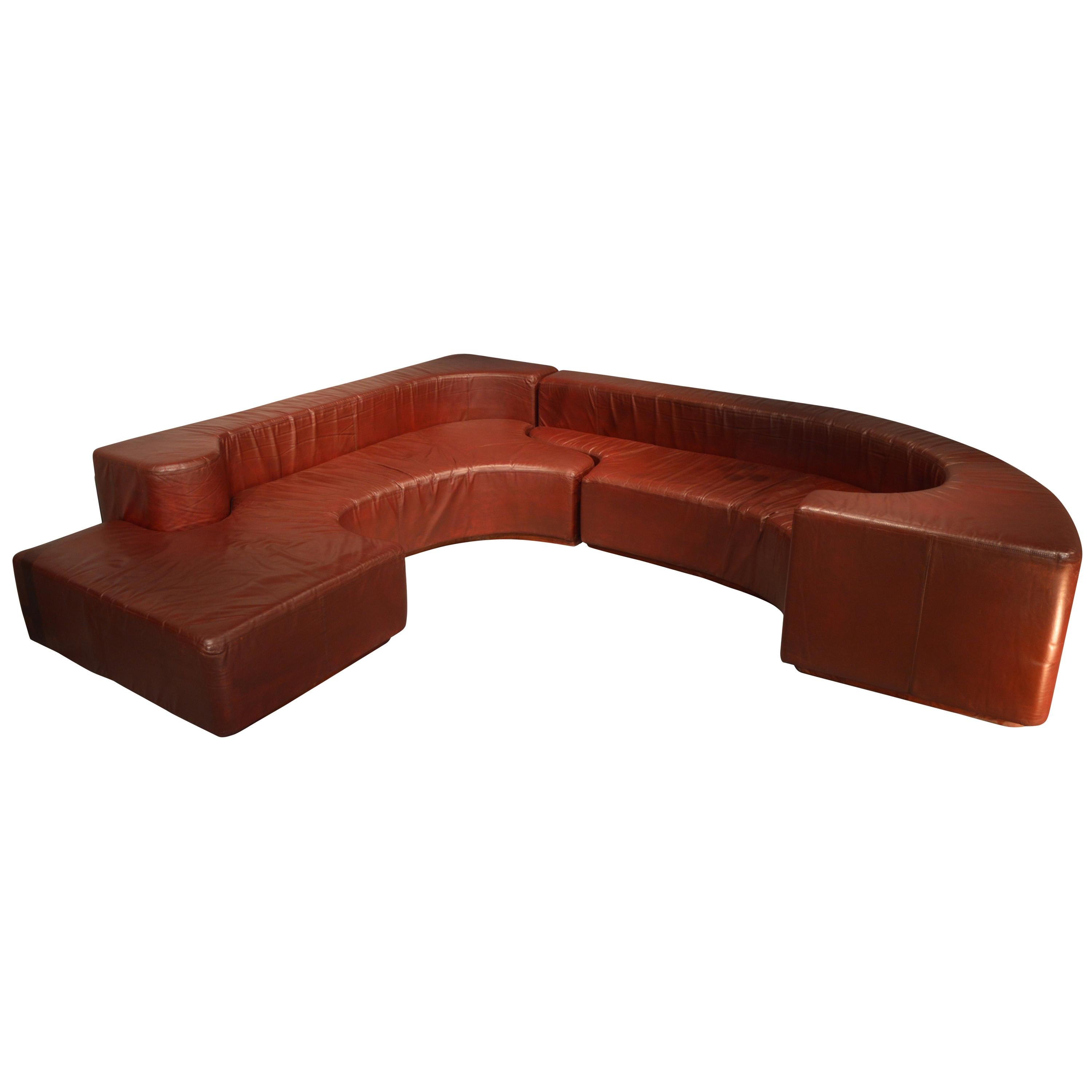 Sofa Lara by Roberto Pamio, Renato Toso 
Noti Massari for Stilwood