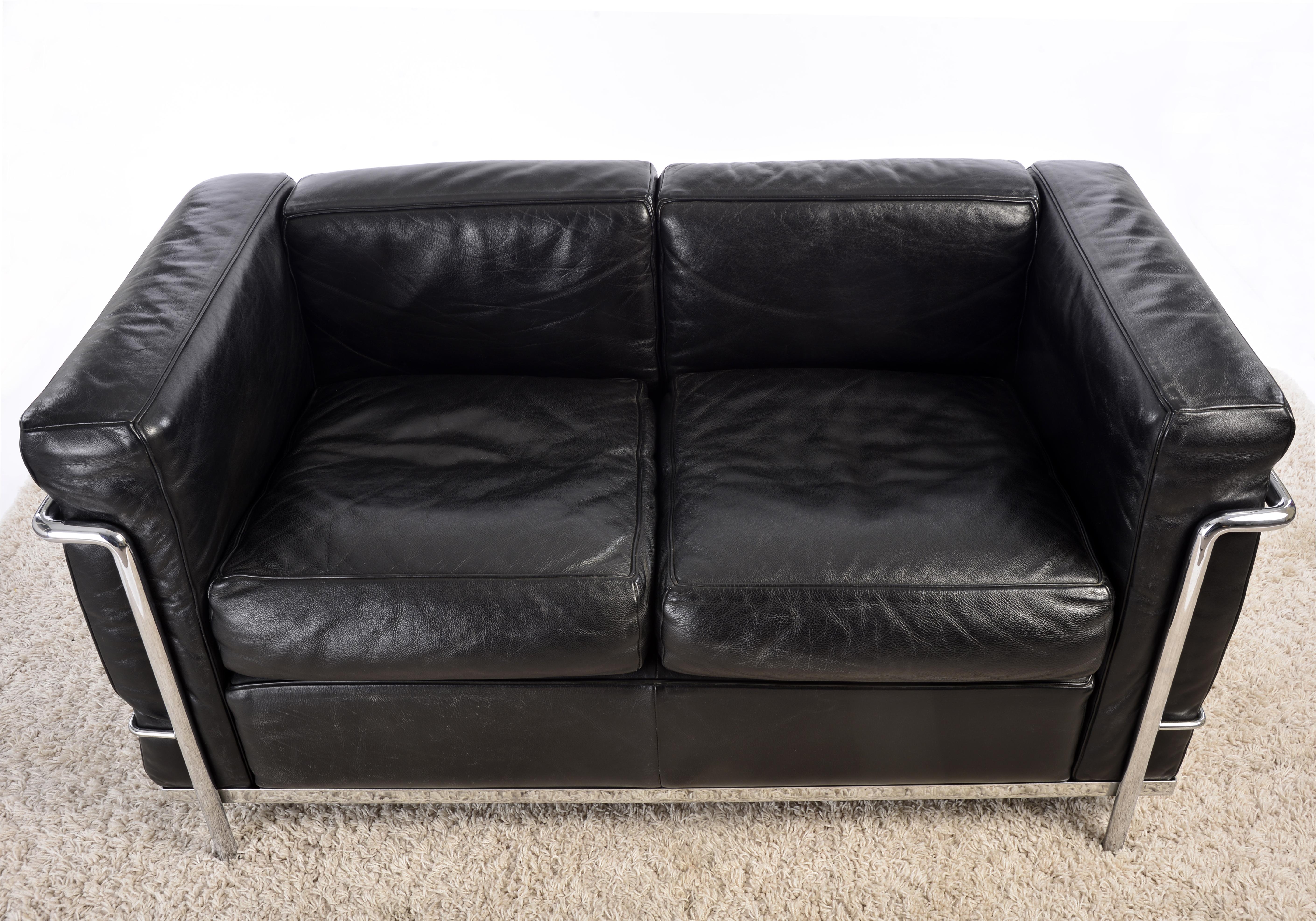 Sofa LC2 Le Corbusier Cassina 4