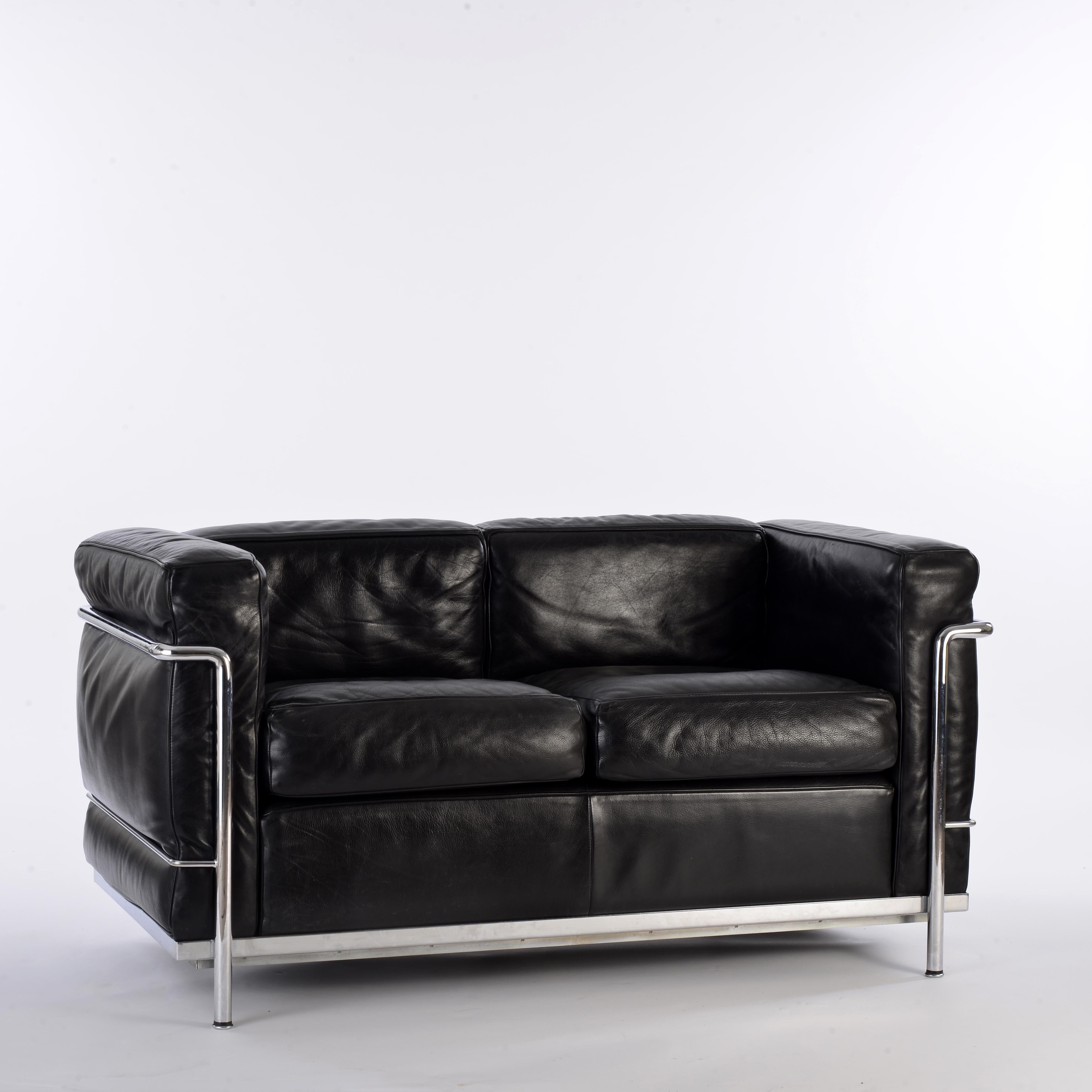 Mid-Century Modern Sofa LC2 Le Corbusier Cassina