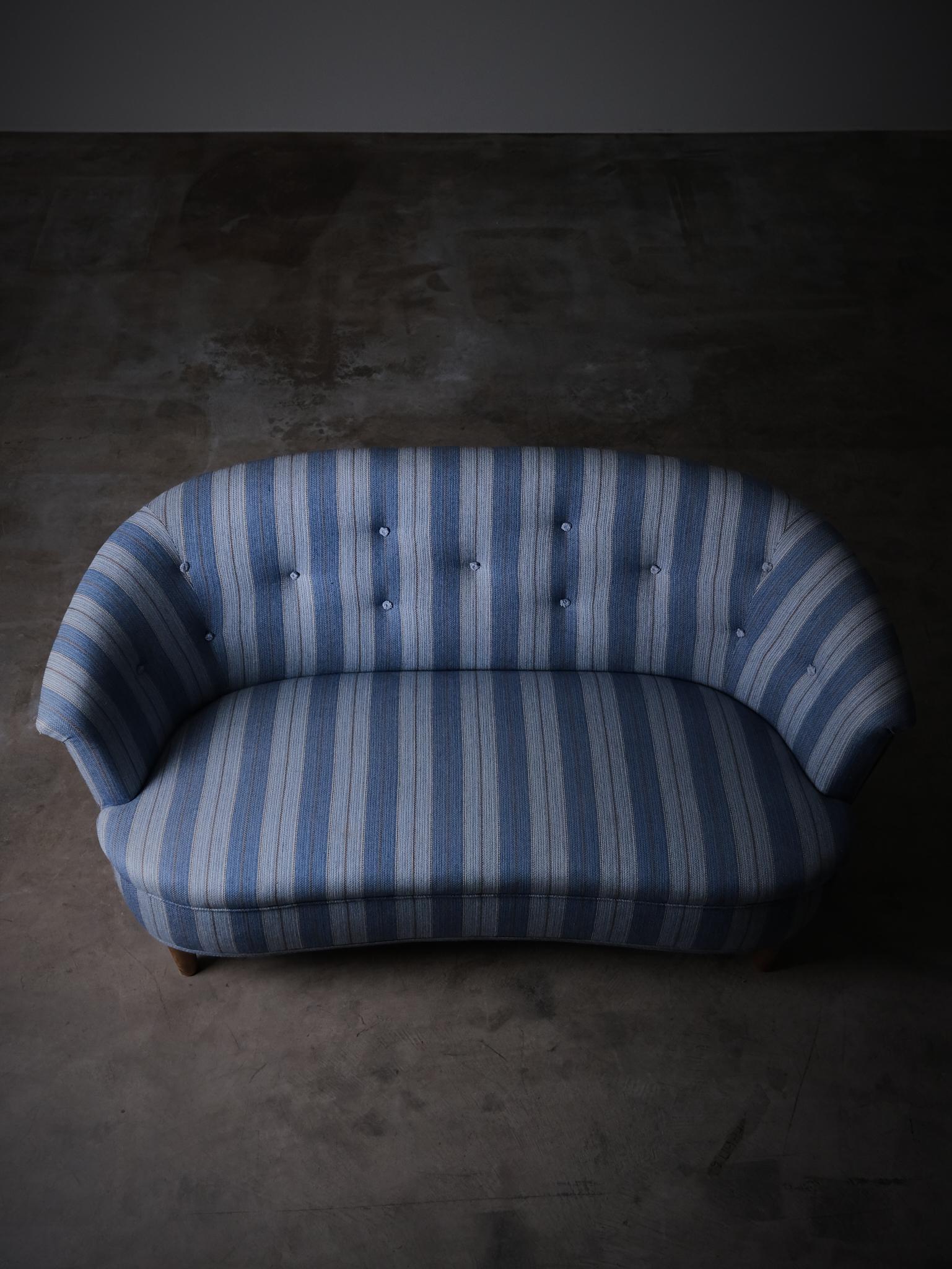Sofa 'Little Roma' by Carl Malmsten, Sweden, 1940s For Sale 4