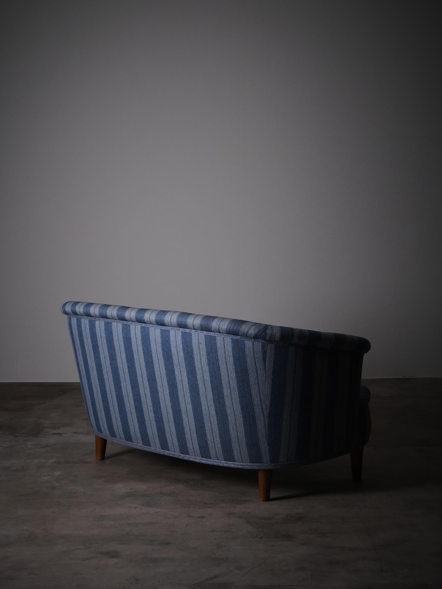 Sofa 'Little Roma' by Carl Malmsten, Sweden, 1940s For Sale 2