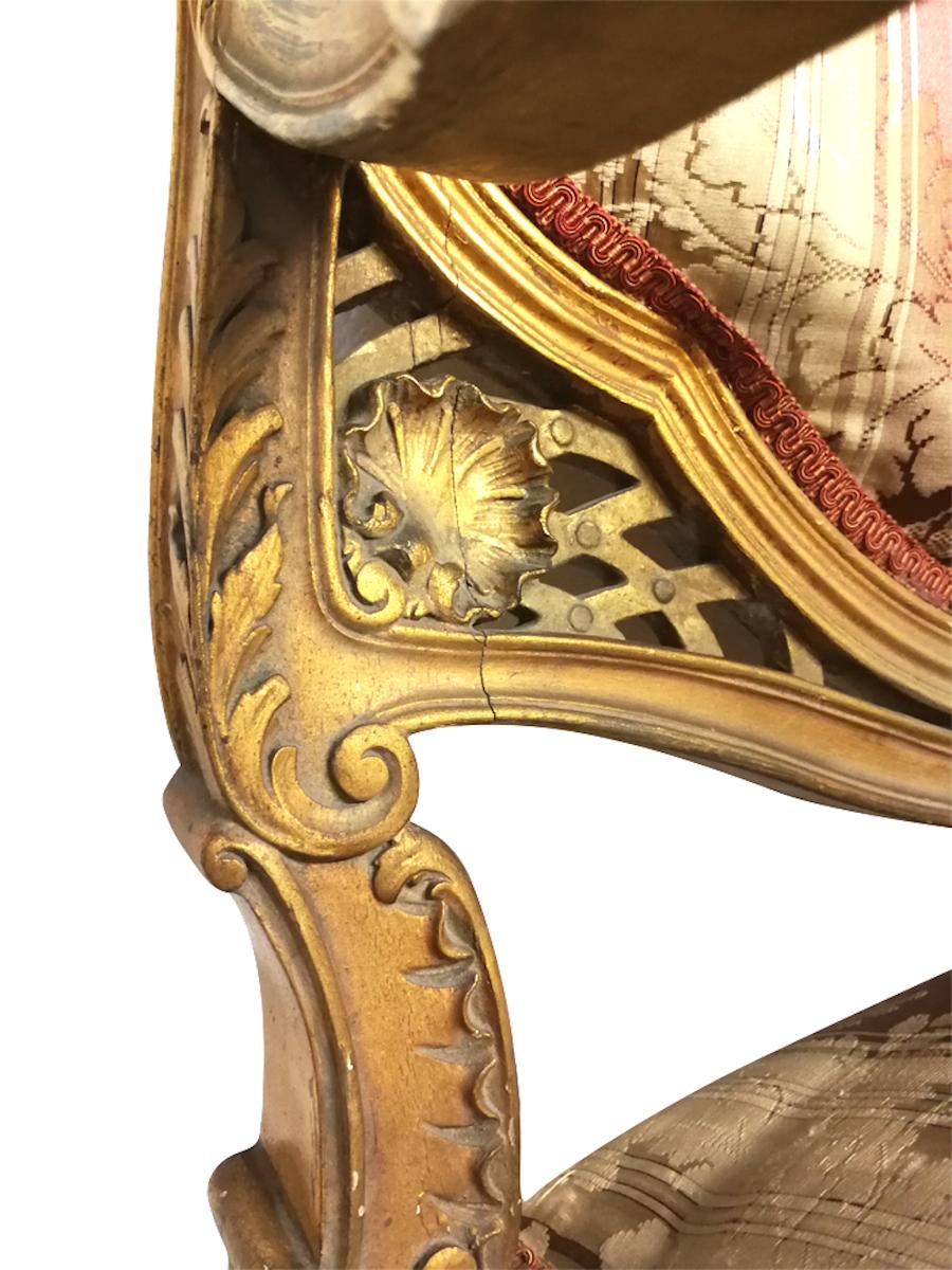 Canapé de style Louis XV du 19ème siècle  en vente 1