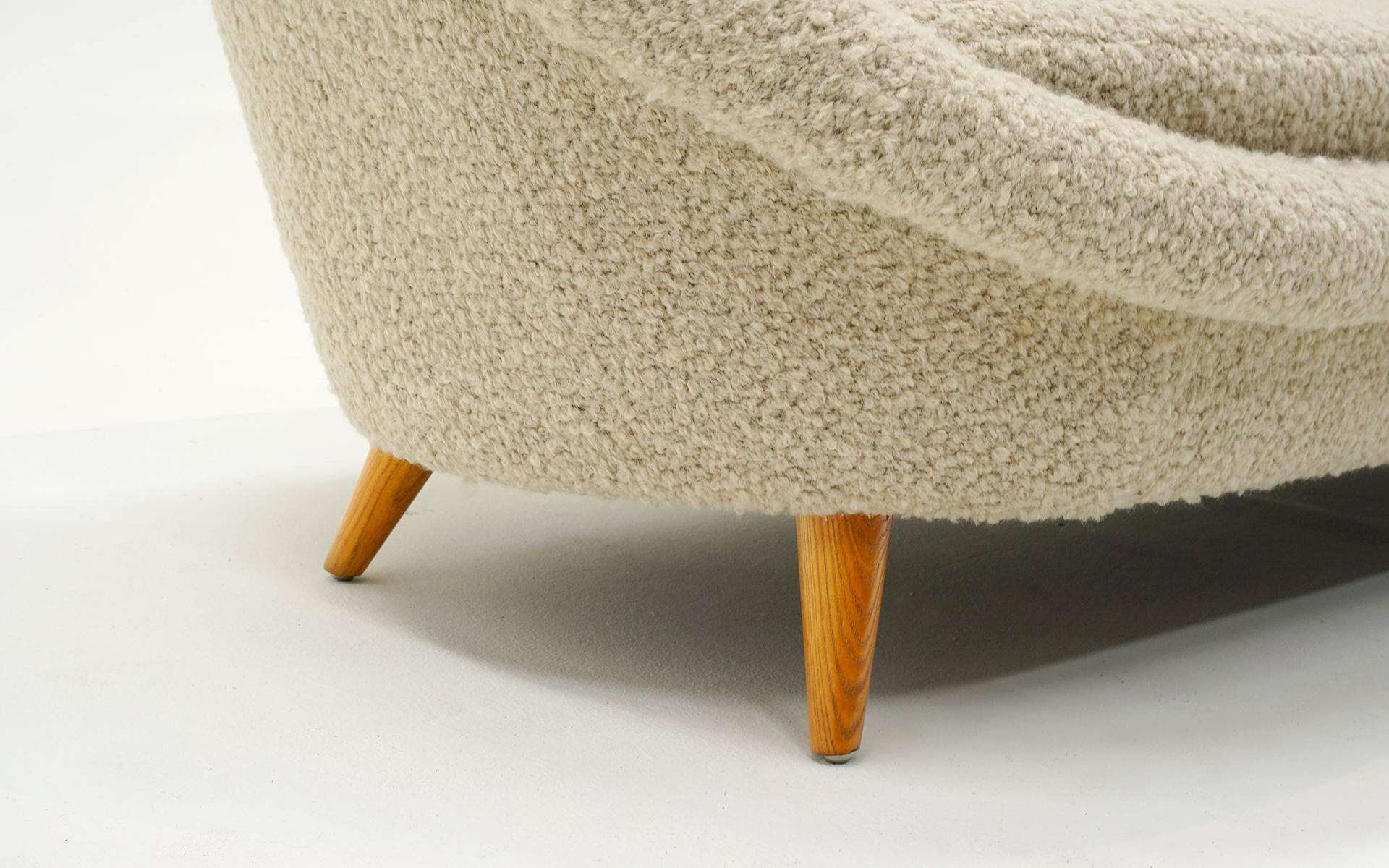 Sofa Loveseat Attributed to Kurt Ostervig. Expertly Restored in Off White Boucle For Sale 2