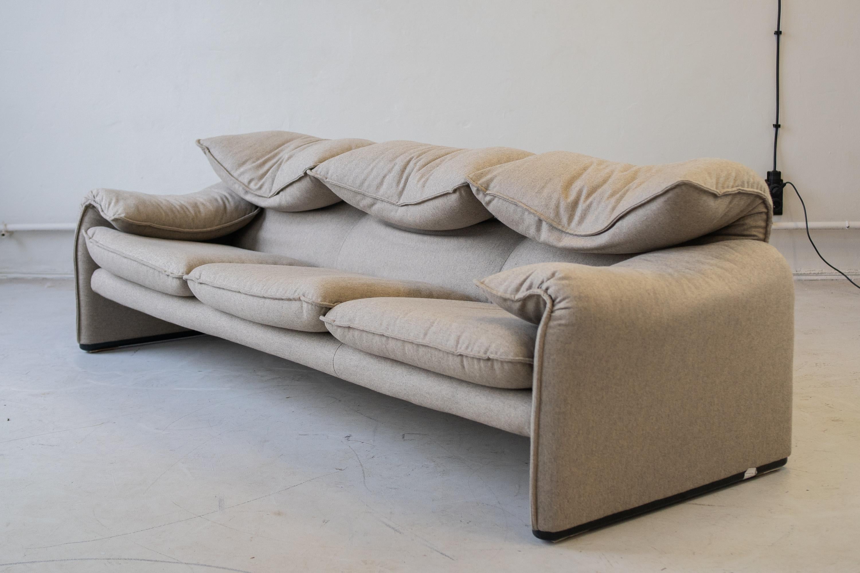 Fabric Sofa Maralunga by Vico Magistretti for Cassina