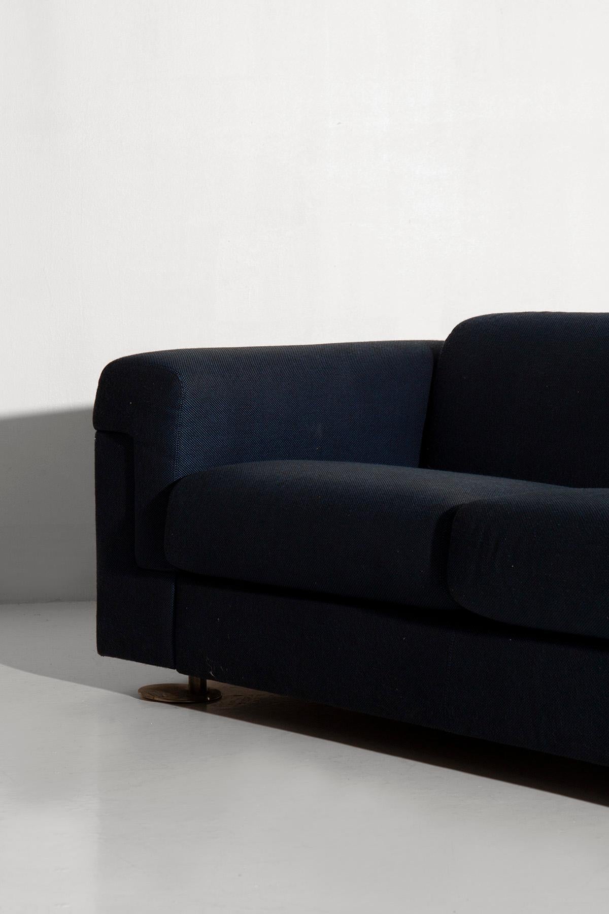 Mid-Century Modern Sofa Mod. D120 by V. Borsani and A. Bonetti prod. Tecno For Sale