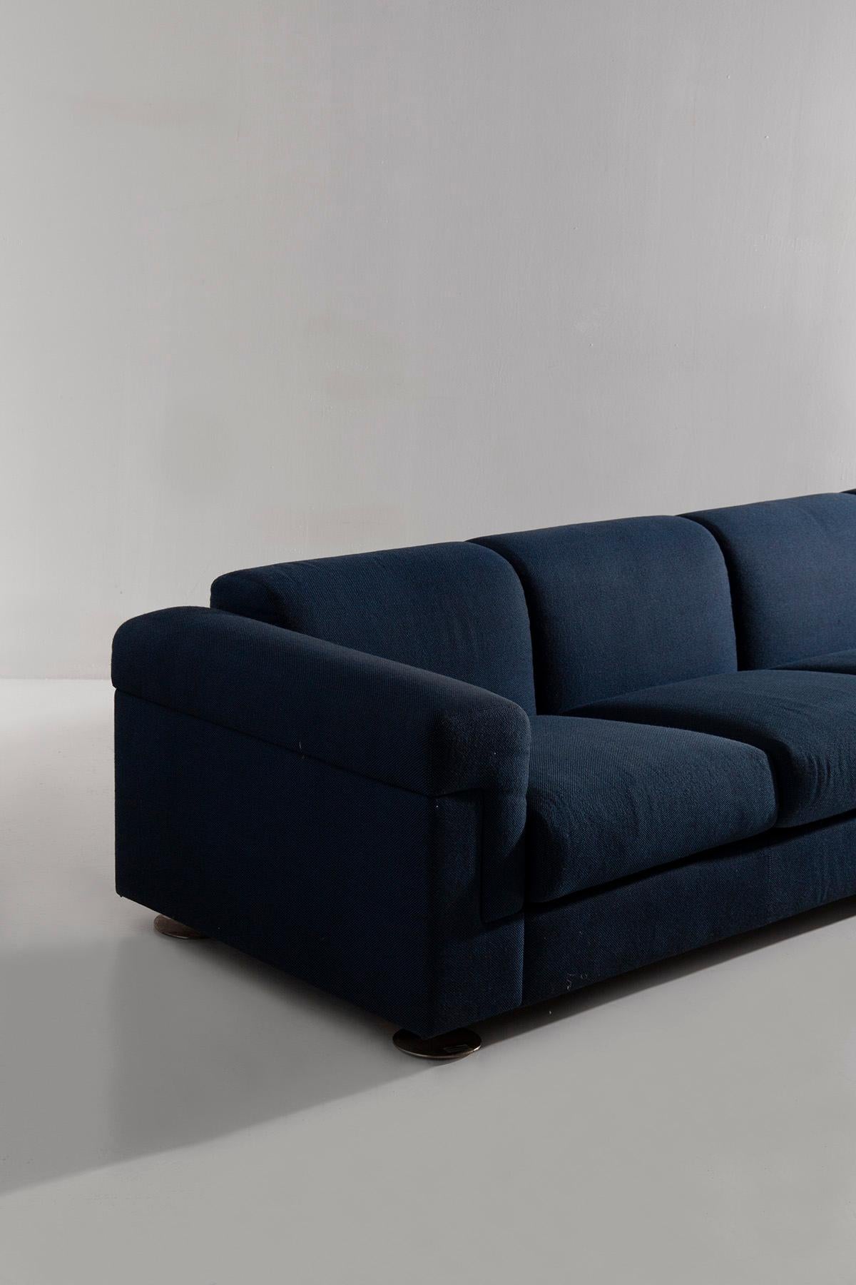 Mid-20th Century Sofa Mod. D120 by V. Borsani and A. Bonetti prod. Tecno For Sale