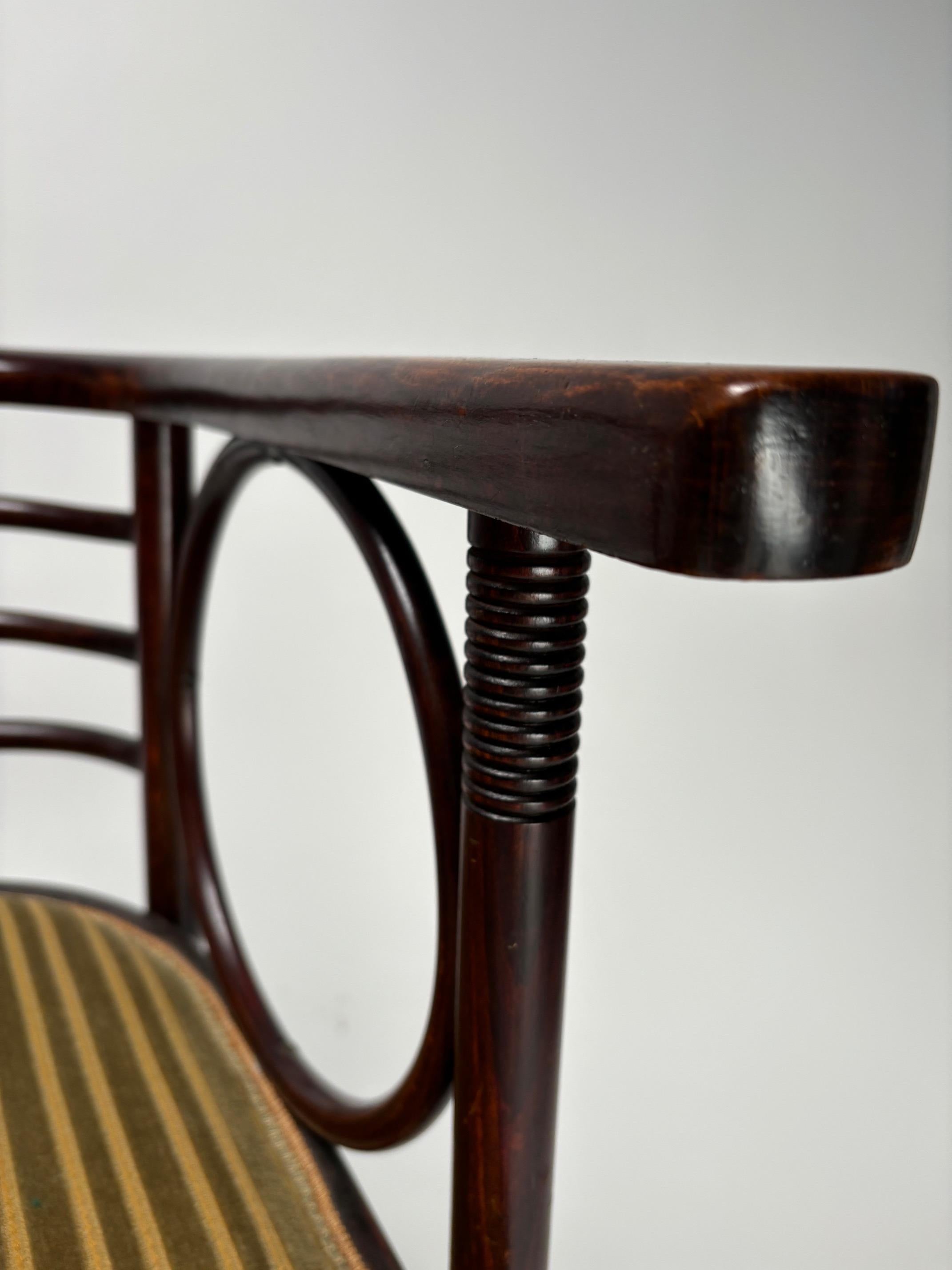 Sofá mod. Fledermaus, Josef Hoffmann para Kohn, década de 1910 Secesión de Viena en venta