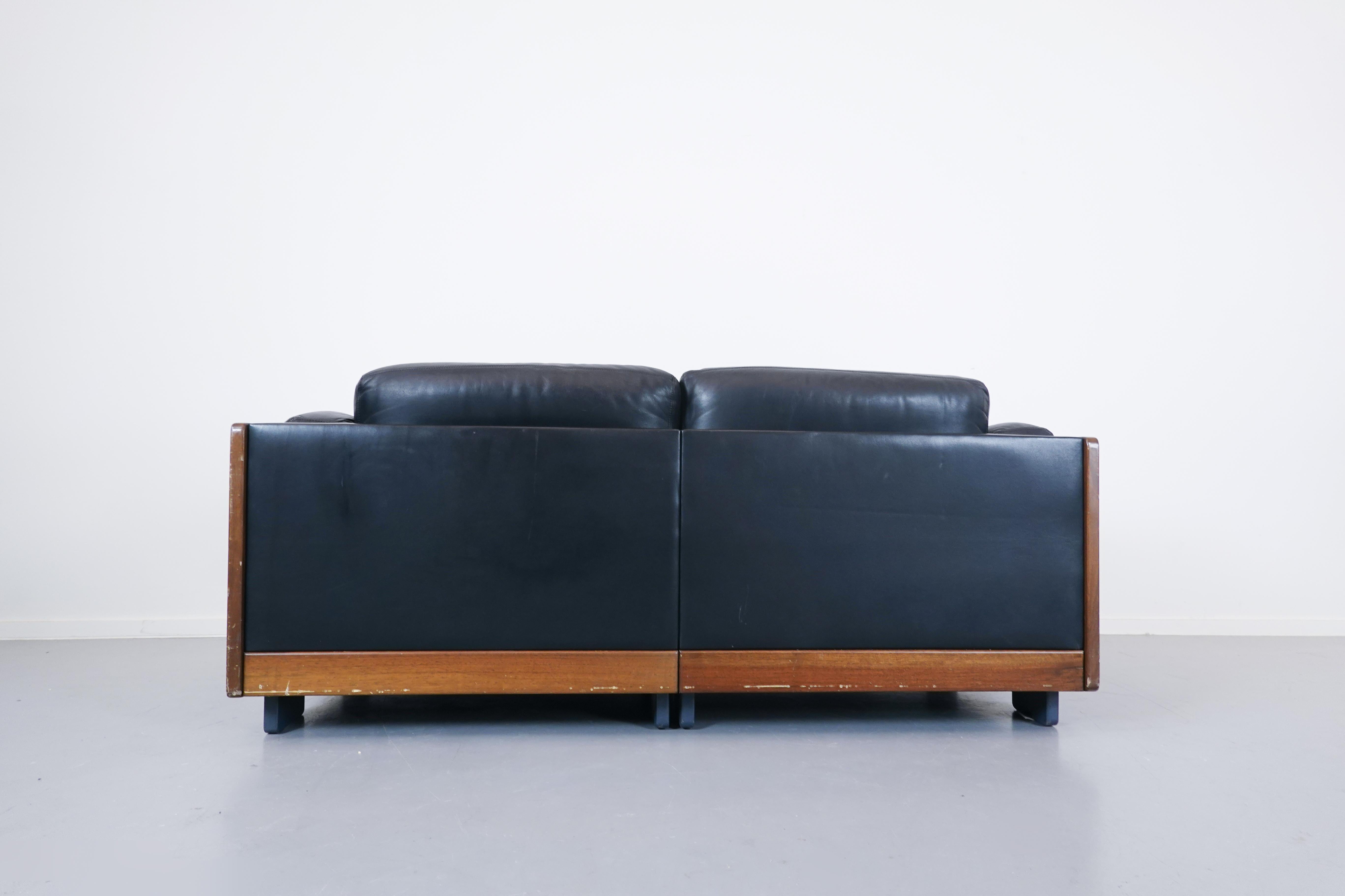 Modèle de canapé « 920 » d'Afra et Tobia Scarpa pour Cassina, cuir noir, années 1960 Bon état - En vente à Brussels, BE