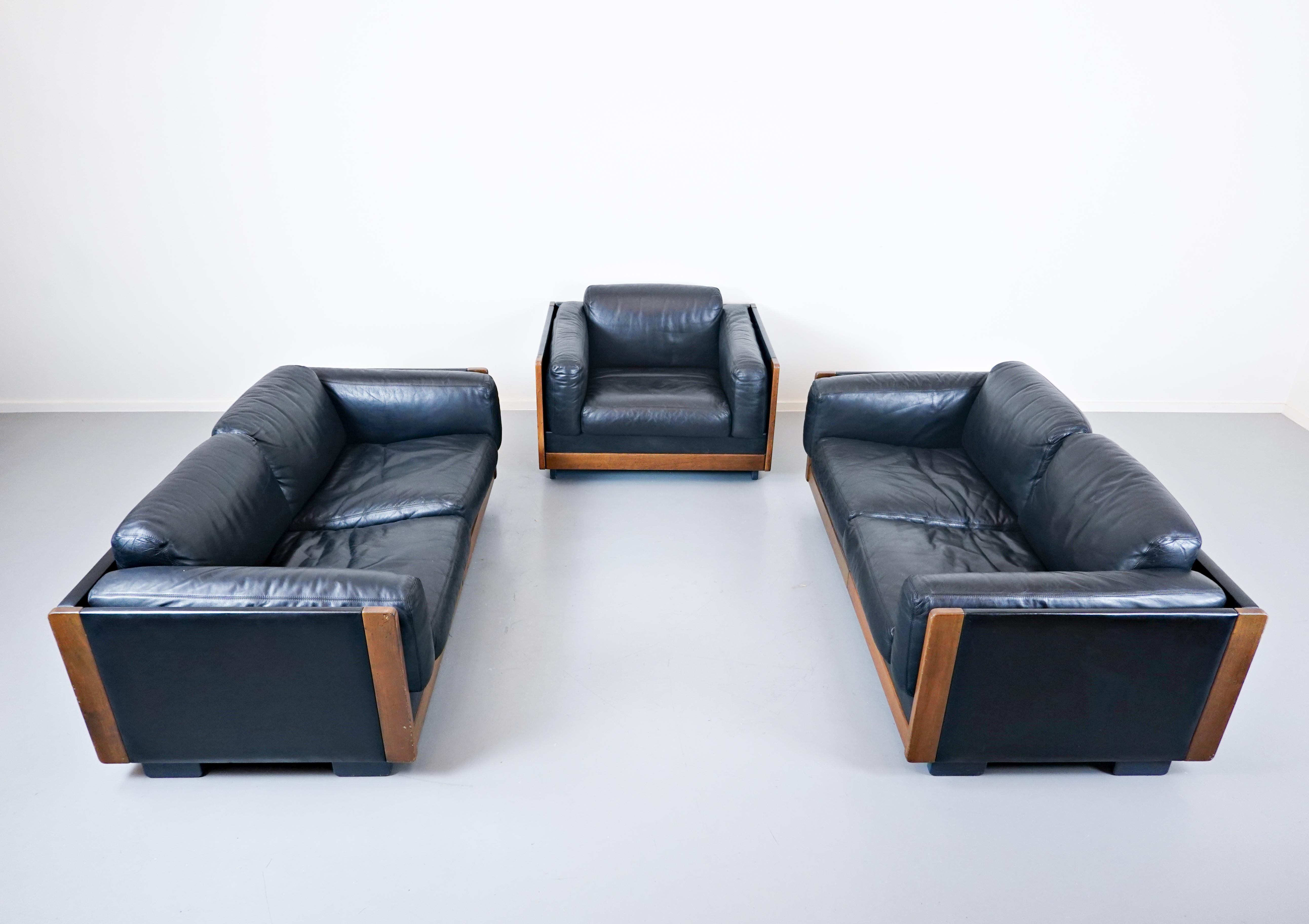 Modèle de canapé « 920 » d'Afra et Tobia Scarpa pour Cassina, cuir noir, années 1960 en vente 1