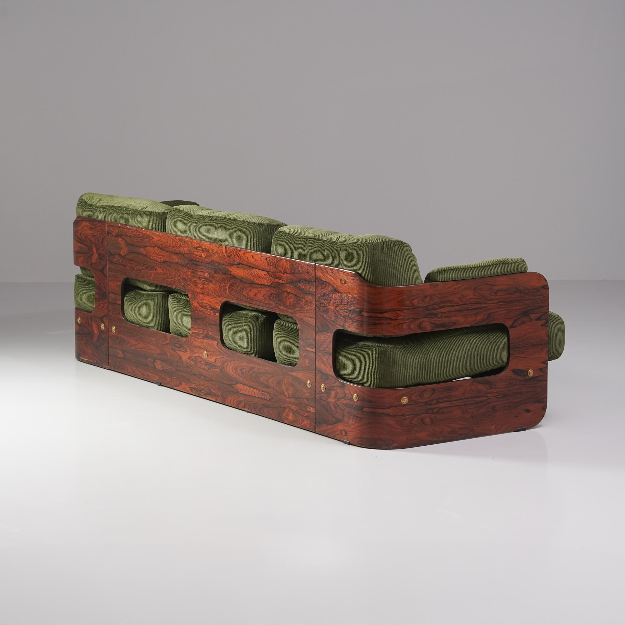 Sofa Model 