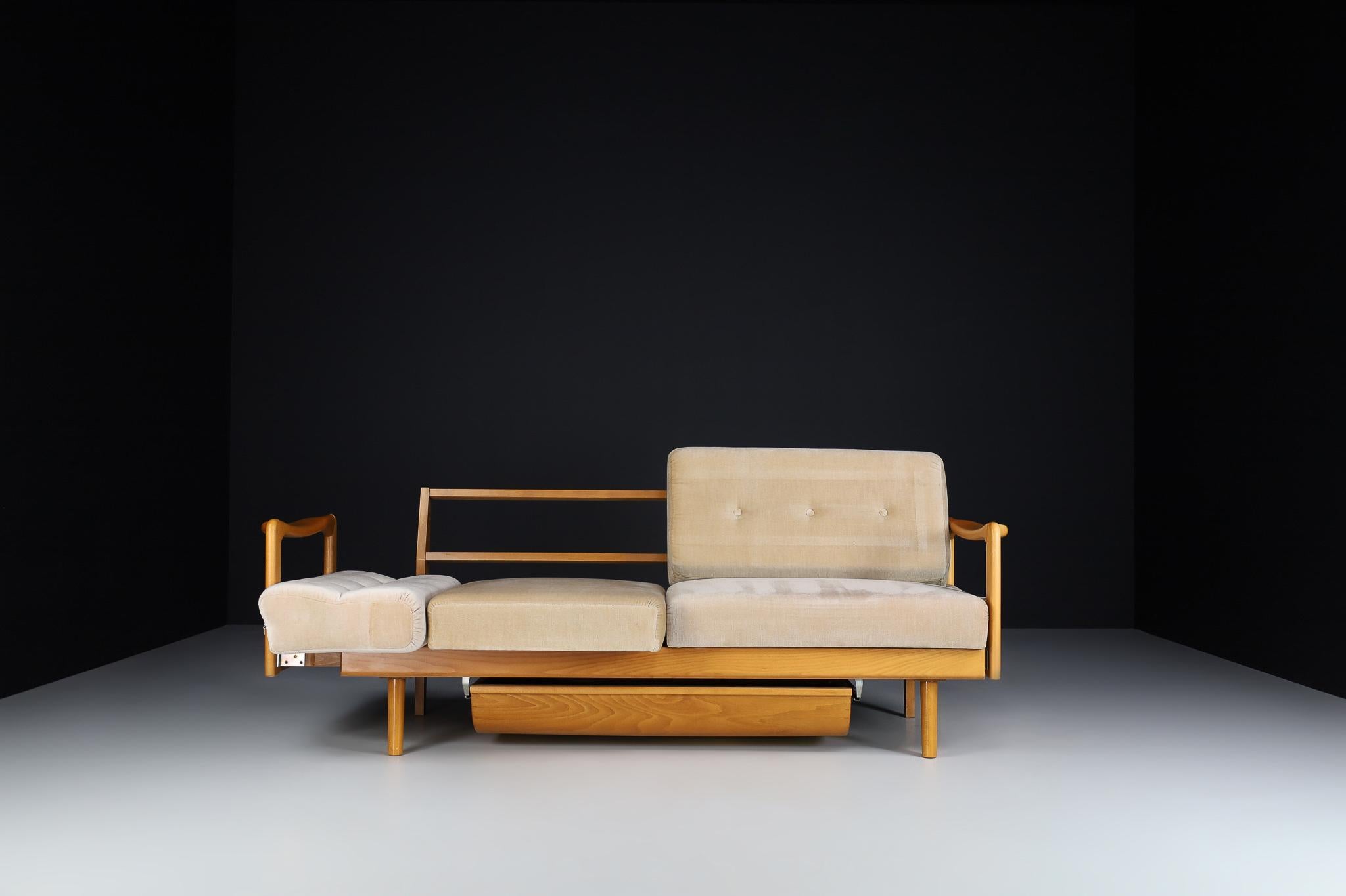 Sofa Model Stella from the 1950s Manufactured by Wilhelm Knoll, Made in Germany 1