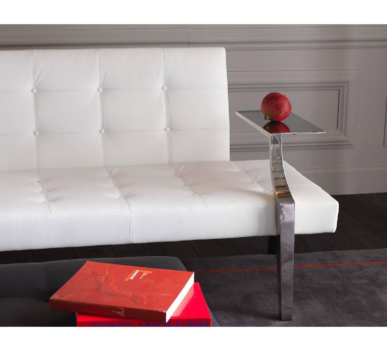 Italian Sofa Monseigneur in White Leather Designed by Philippe Starck for Driade For Sale