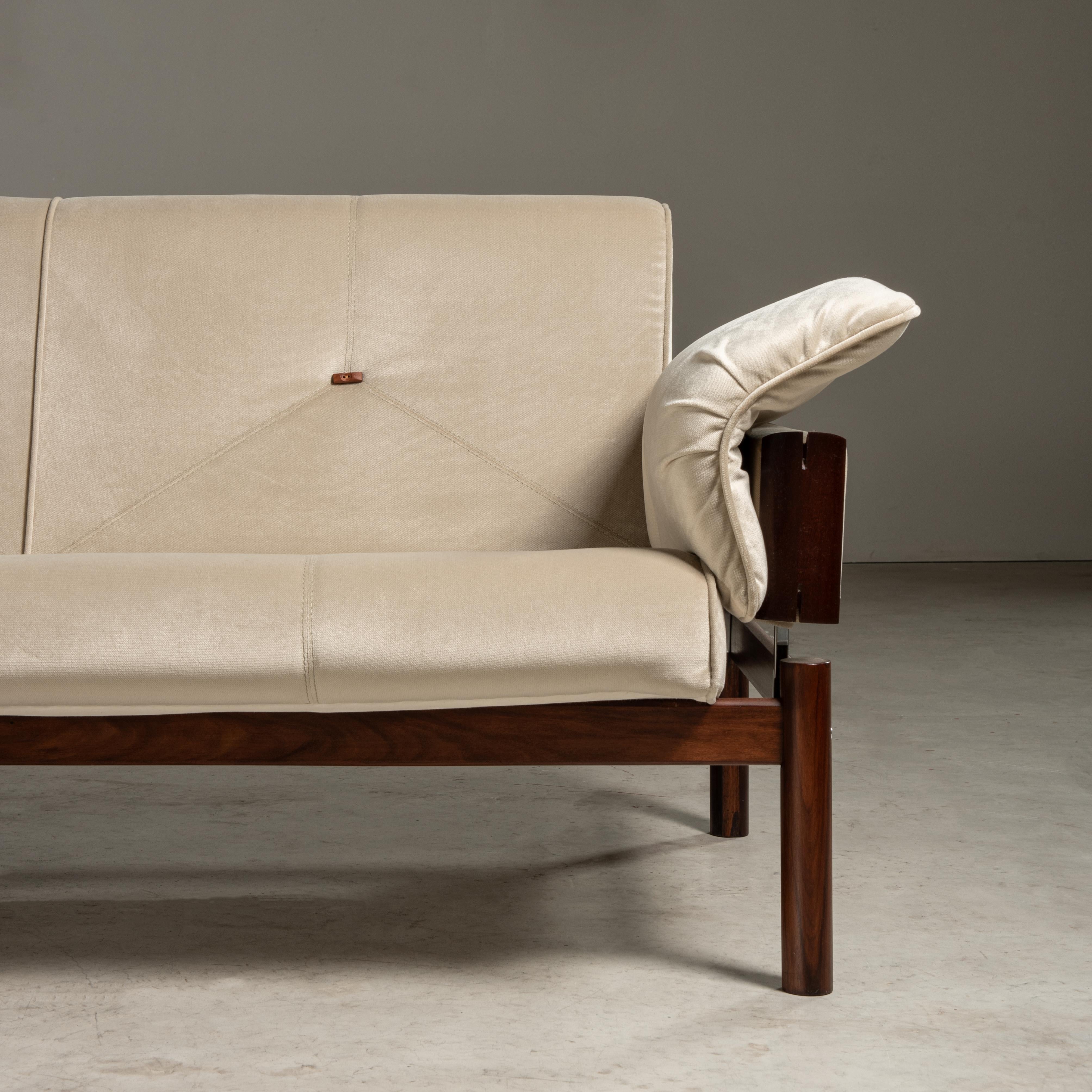Sofa „MP-13“, von Percival Lafer, brasilianisches Design aus der Mitte des Jahrhunderts  im Zustand „Gut“ im Angebot in Sao Paulo, SP