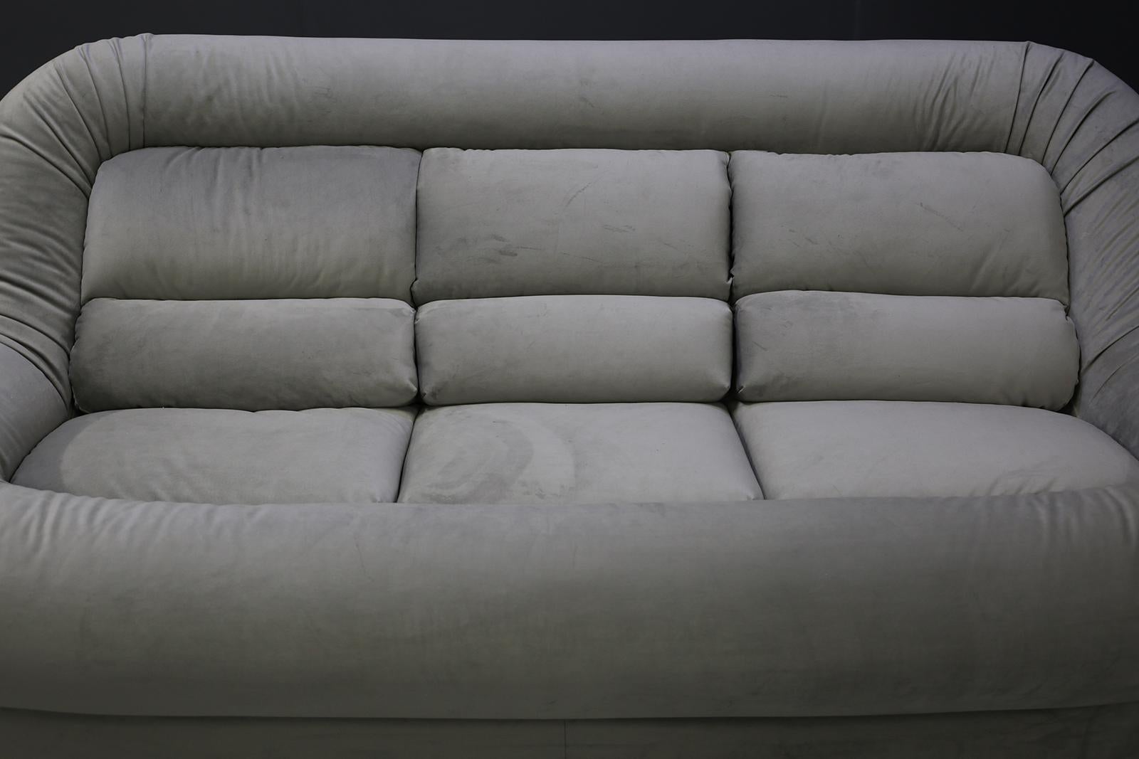 nuava sofa