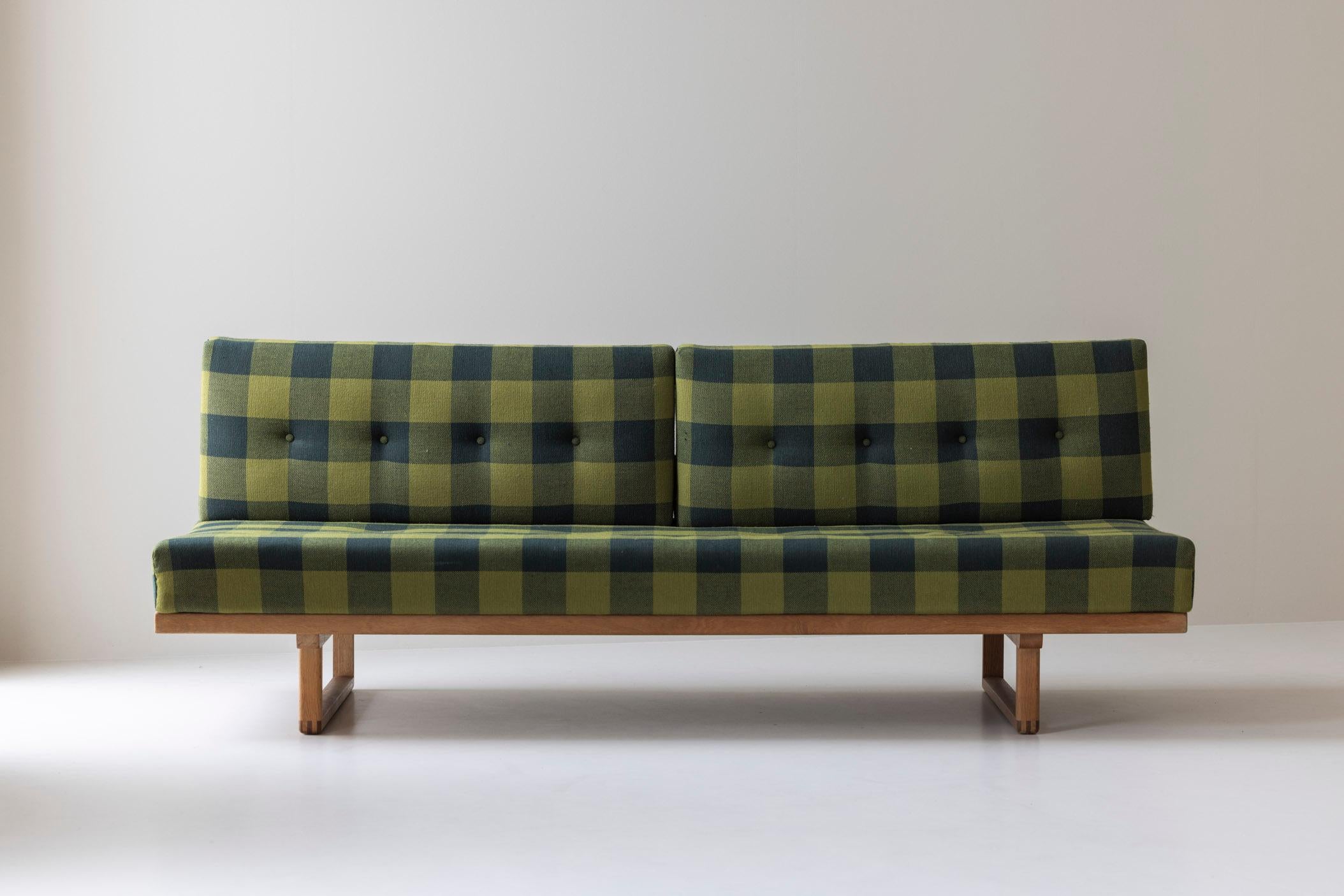 Sofa or daybed ‘Model No 4311’ by Børge Mogensen for Fredericia, Denmark 1950s. 6