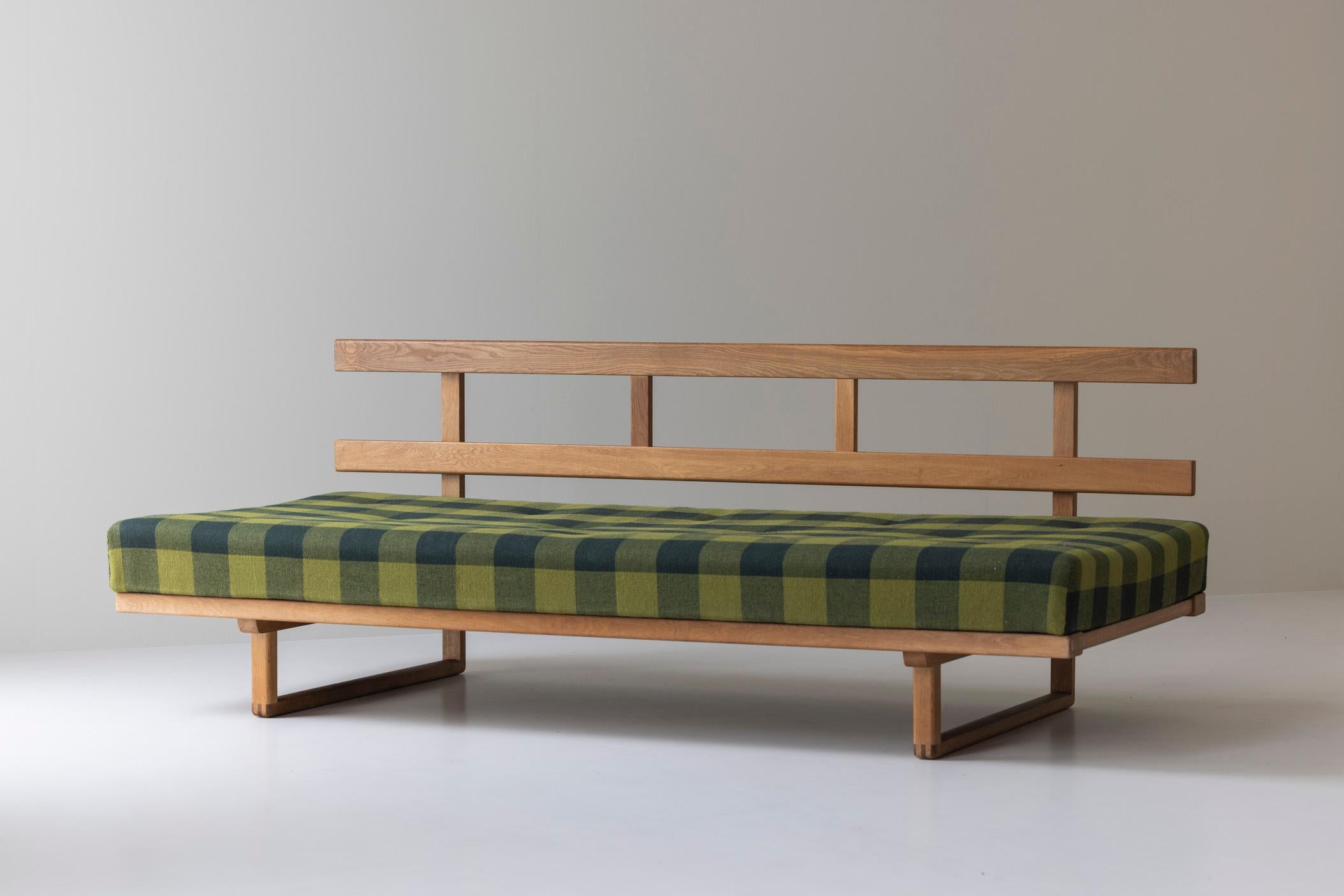 Sofa or daybed ‘Model No 4311’ by Børge Mogensen for Fredericia, Denmark 1950s. 10