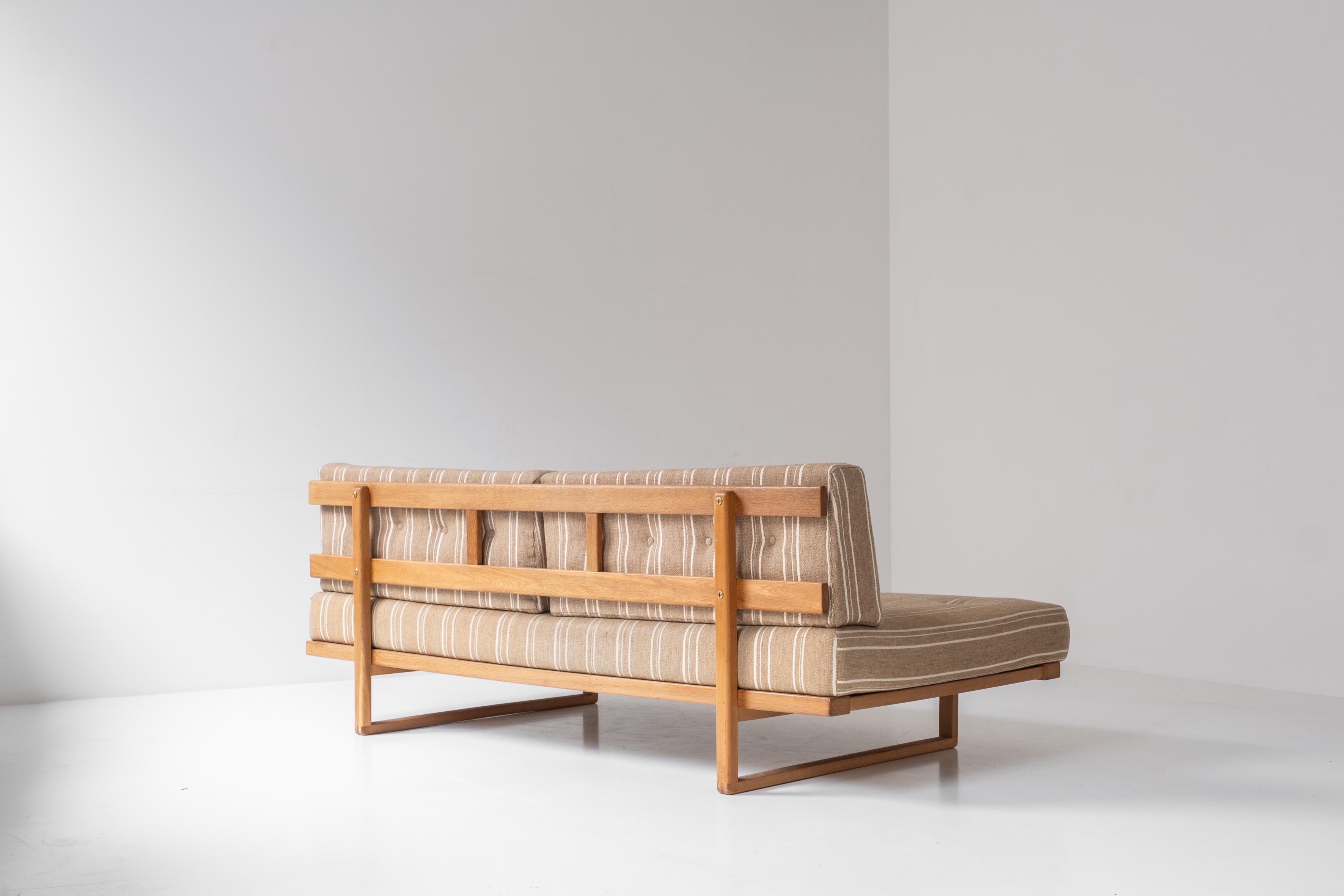 Sofa or daybed ‘Model No 4311’ by Børge Mogensen for Fredericia, Denmark 1950s. In Good Condition For Sale In Antwerp, BE