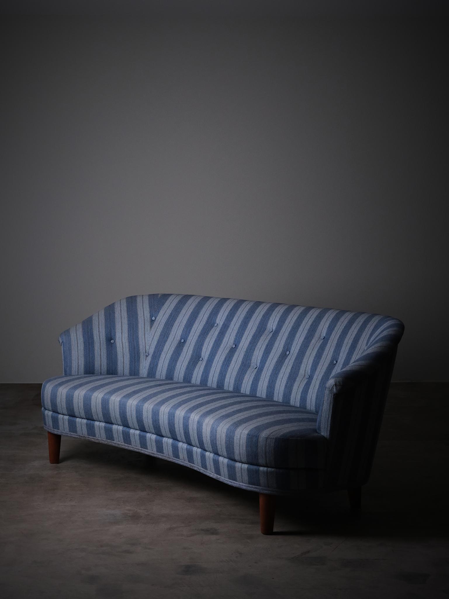 Sofa 'Roma' by Carl Malmsten, Sweden, 1940s In Good Condition For Sale In Eskilstuna, SE