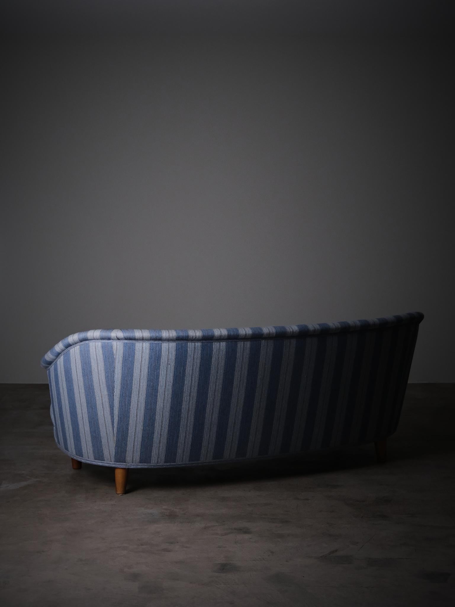 Fabric Sofa 'Roma' by Carl Malmsten, Sweden, 1940s For Sale