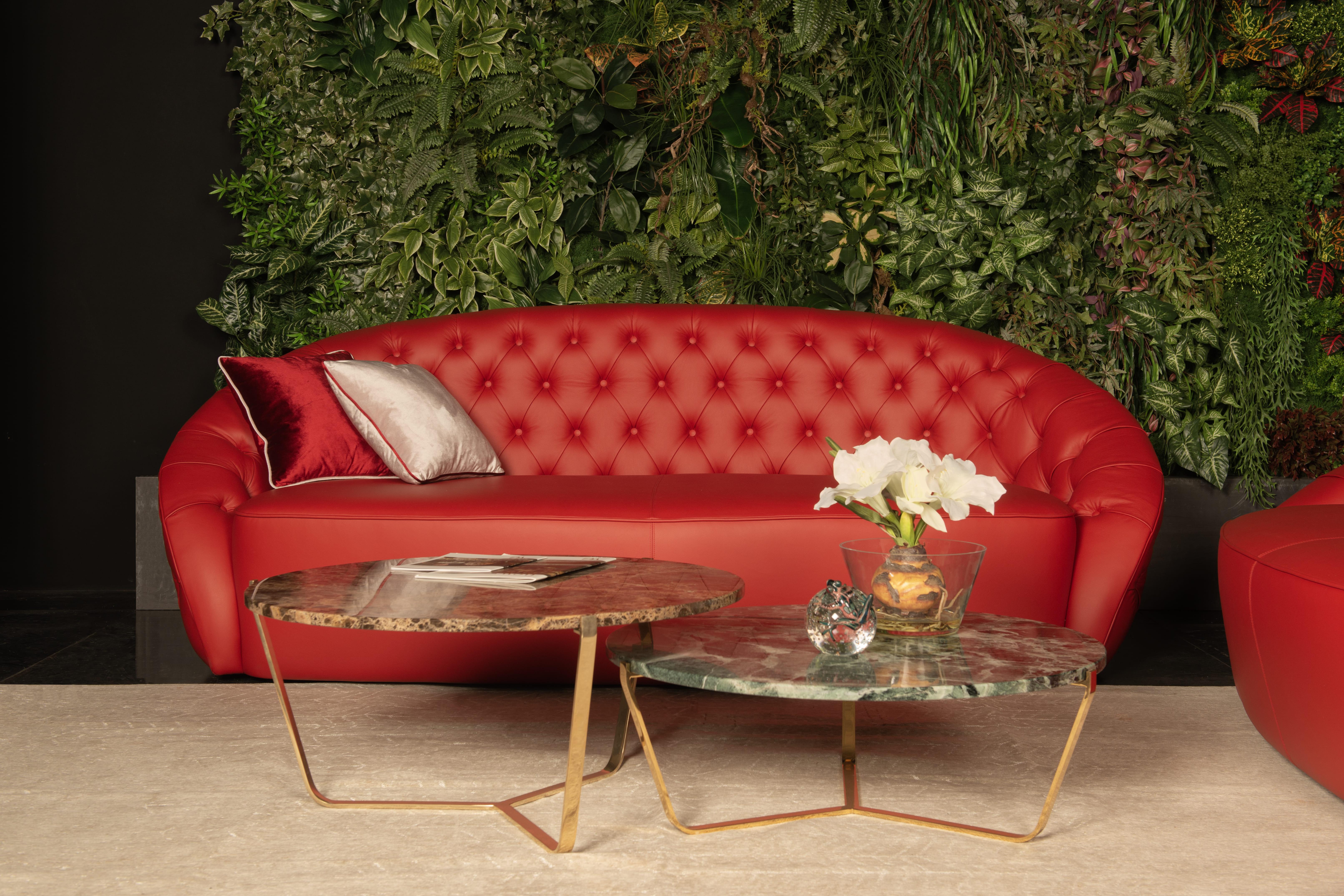 Modern Sofa Round Capitonné, Red Leather, cm 250x115, Made in Italy For Sale