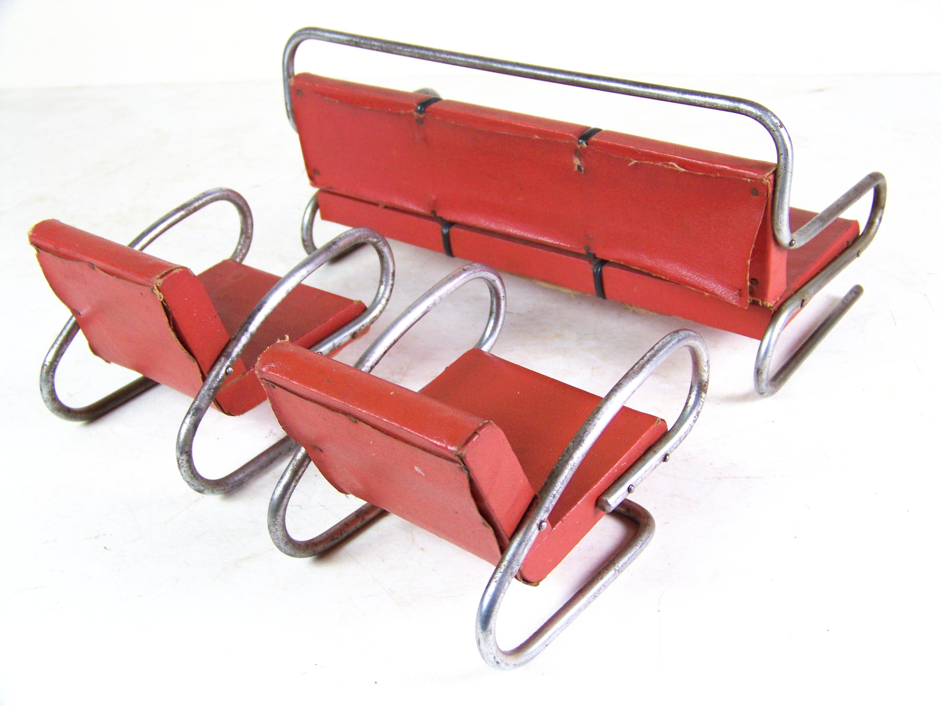 Sofa set for dolls, functionalism, 1920s In Good Condition For Sale In Praha, CZ