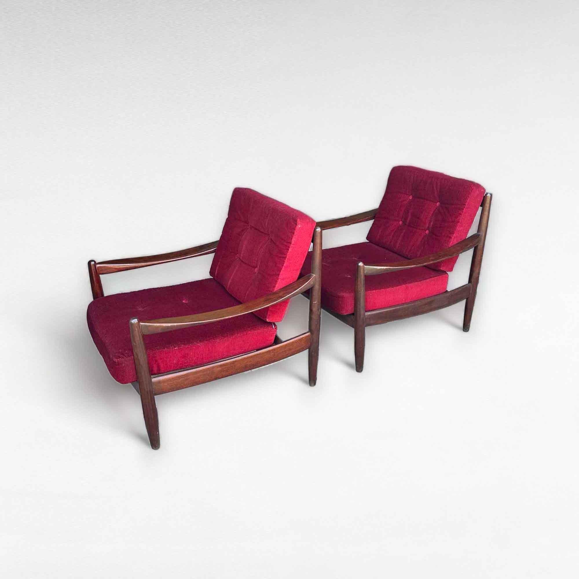 Mid-Century Modern Sofa Set in Red Velvet by Grete Jalk, Denmark, 1960s For Sale