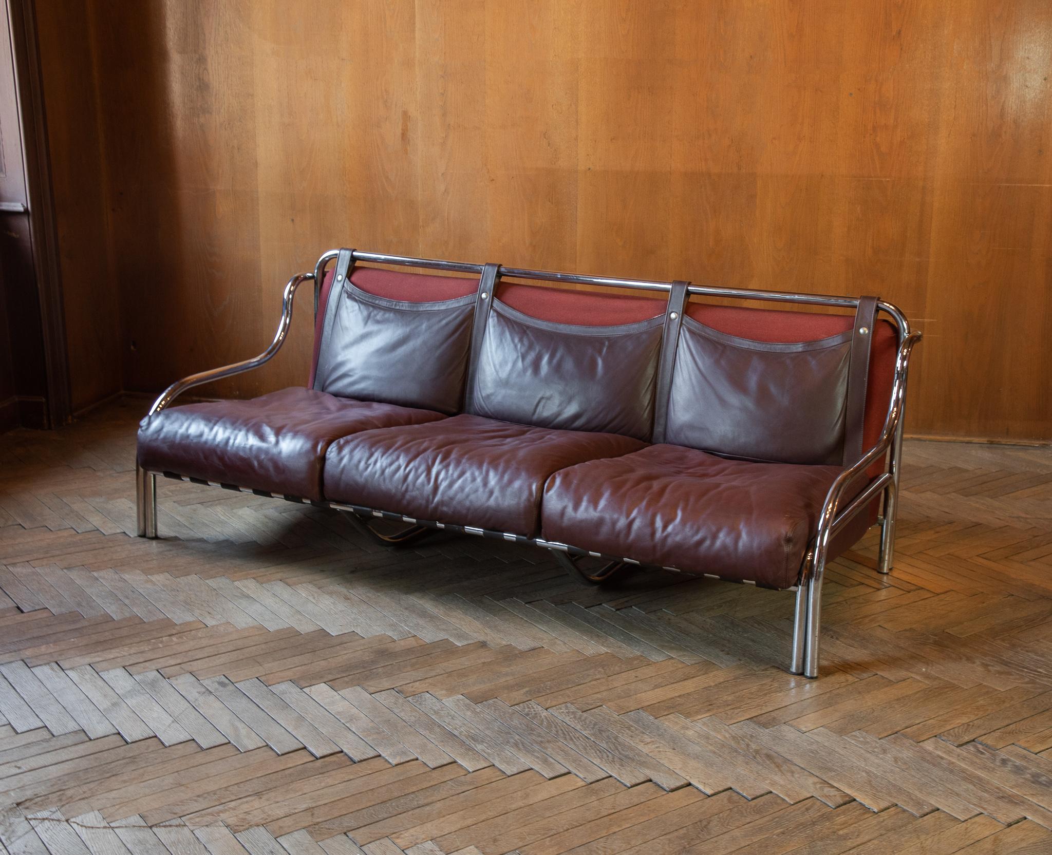Mid-Century Modern Sofa “Stringa”  Chrome Plated, Platined Leather by Gae Aulenti, Italy, 1962