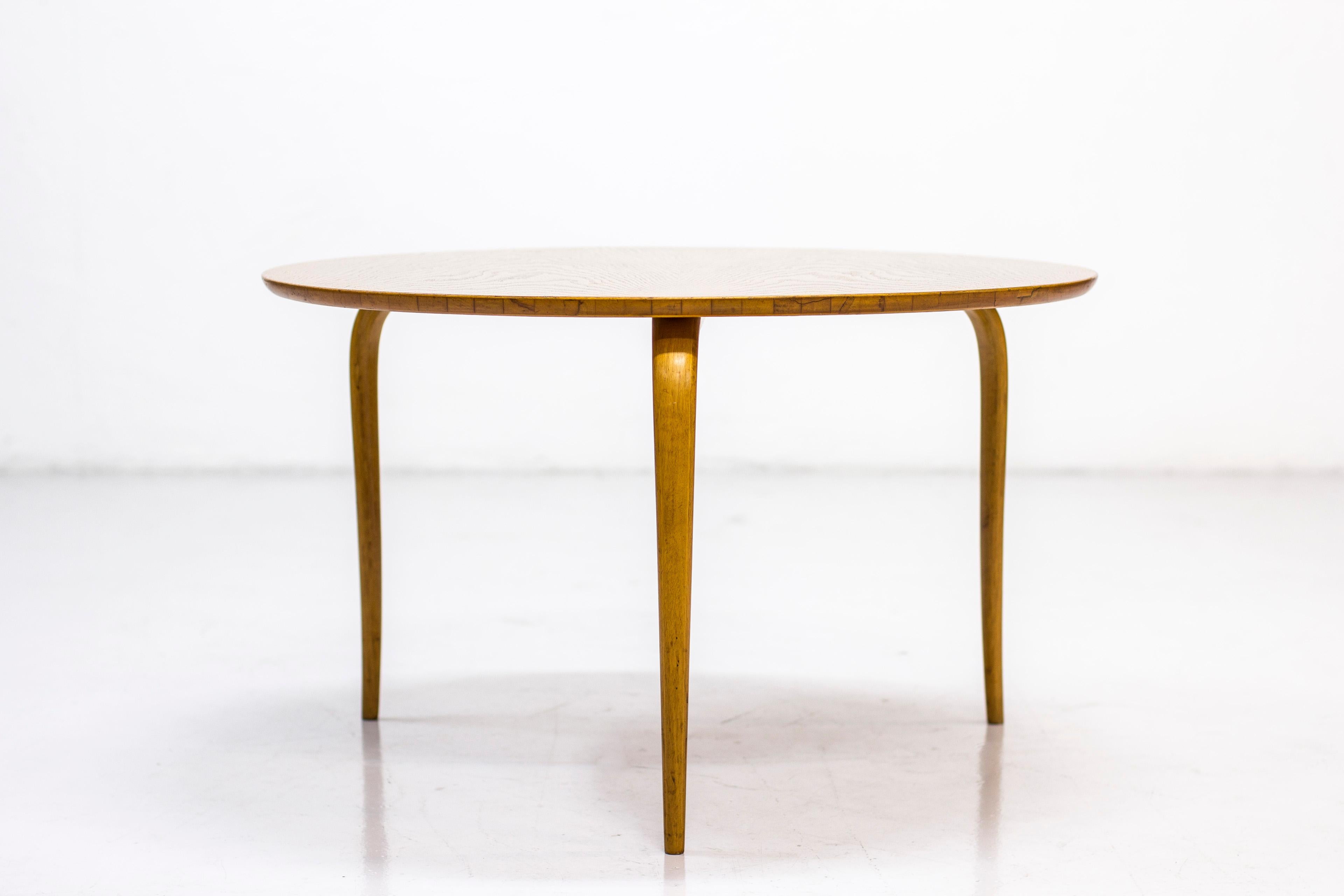 Suédois Table de canapé Annika par Bruno Mathsson pour Firma Karl Mathsson Suède, vers 1936 en vente