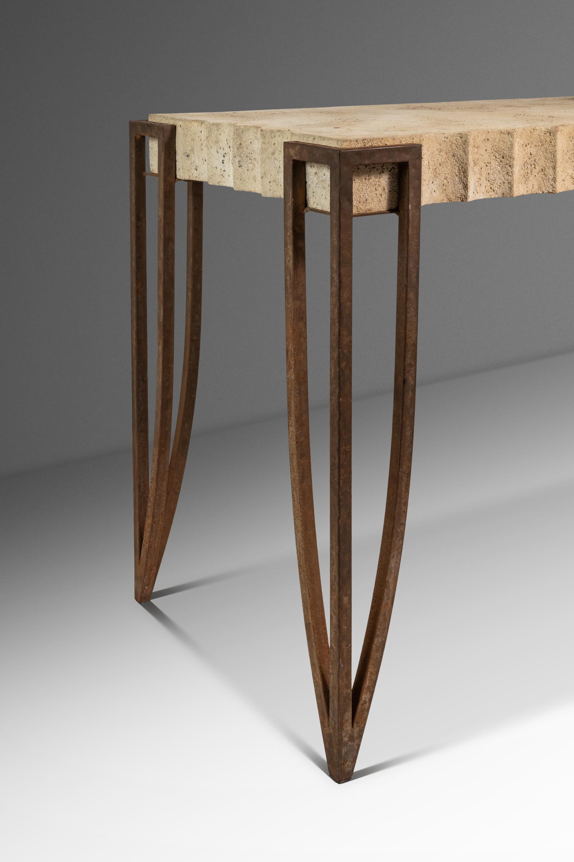 Table de canapé en ciment et acier patiné à la manière de R&Y Augousti, USA, 1990 en vente 6