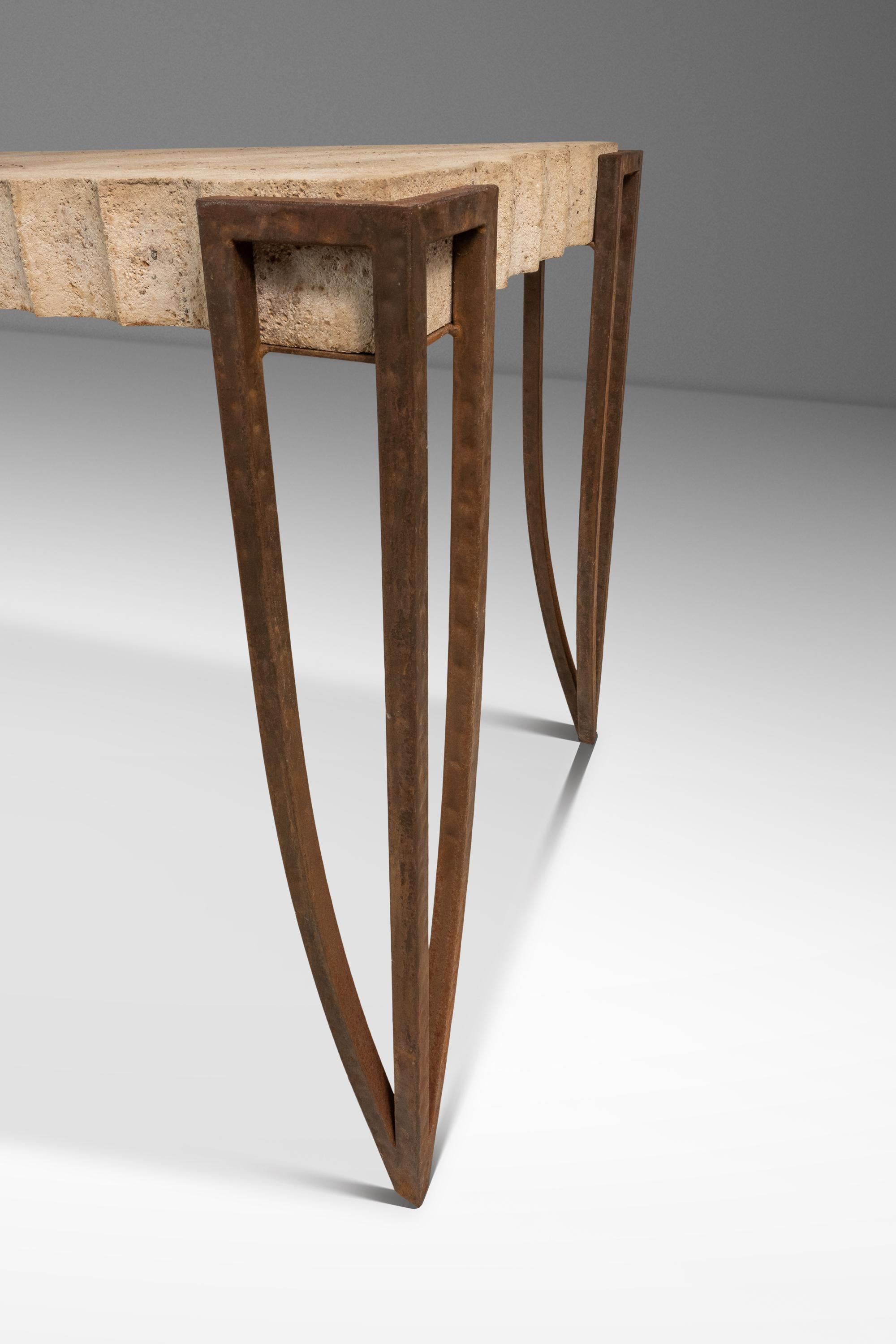 Table de canapé en ciment et acier patiné à la manière de R&Y Augousti, USA, 1990 en vente 11