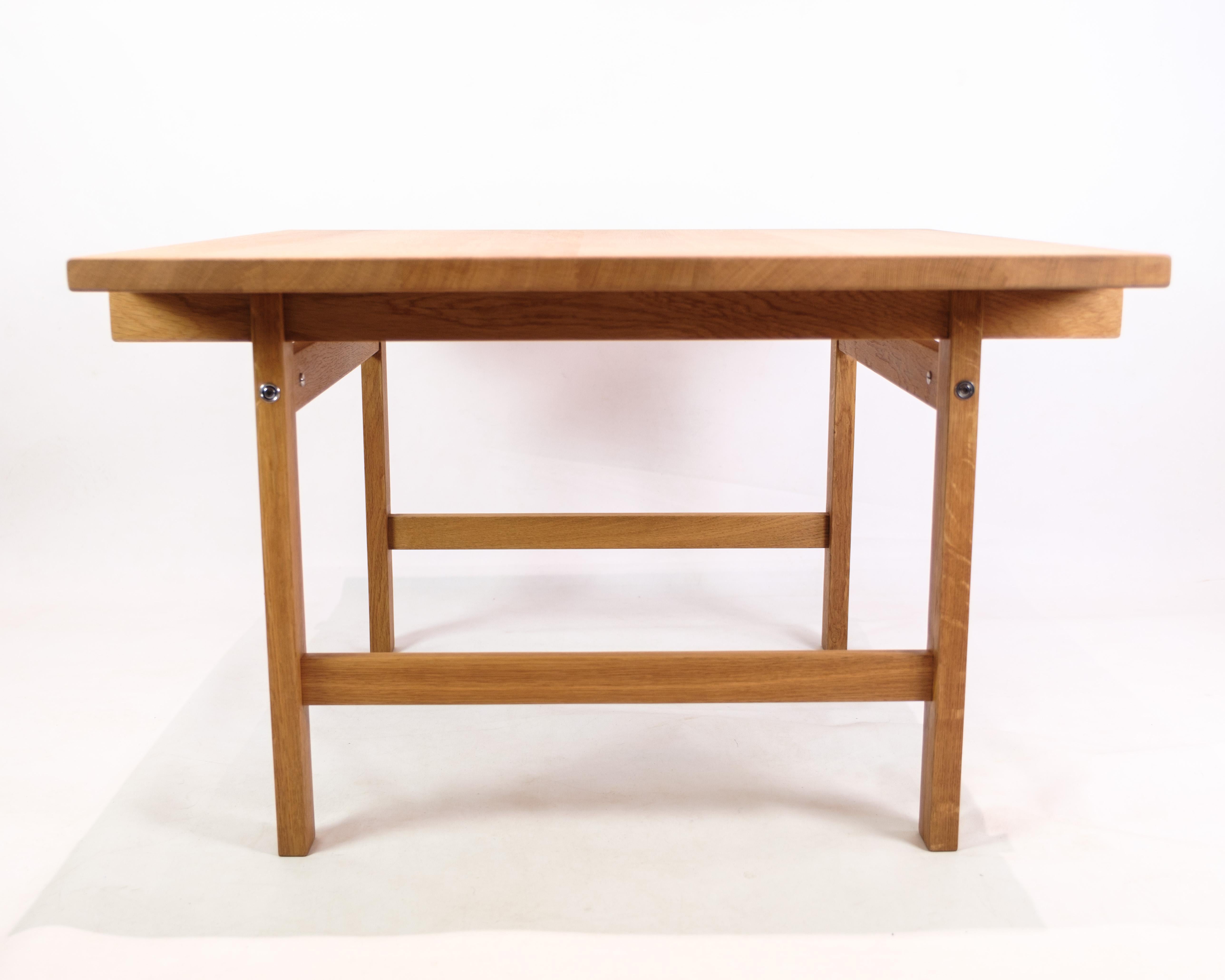 Sofa Table Made In Oak By Hans J. Wegner For PP Furniture From 1990s For Sale 6
