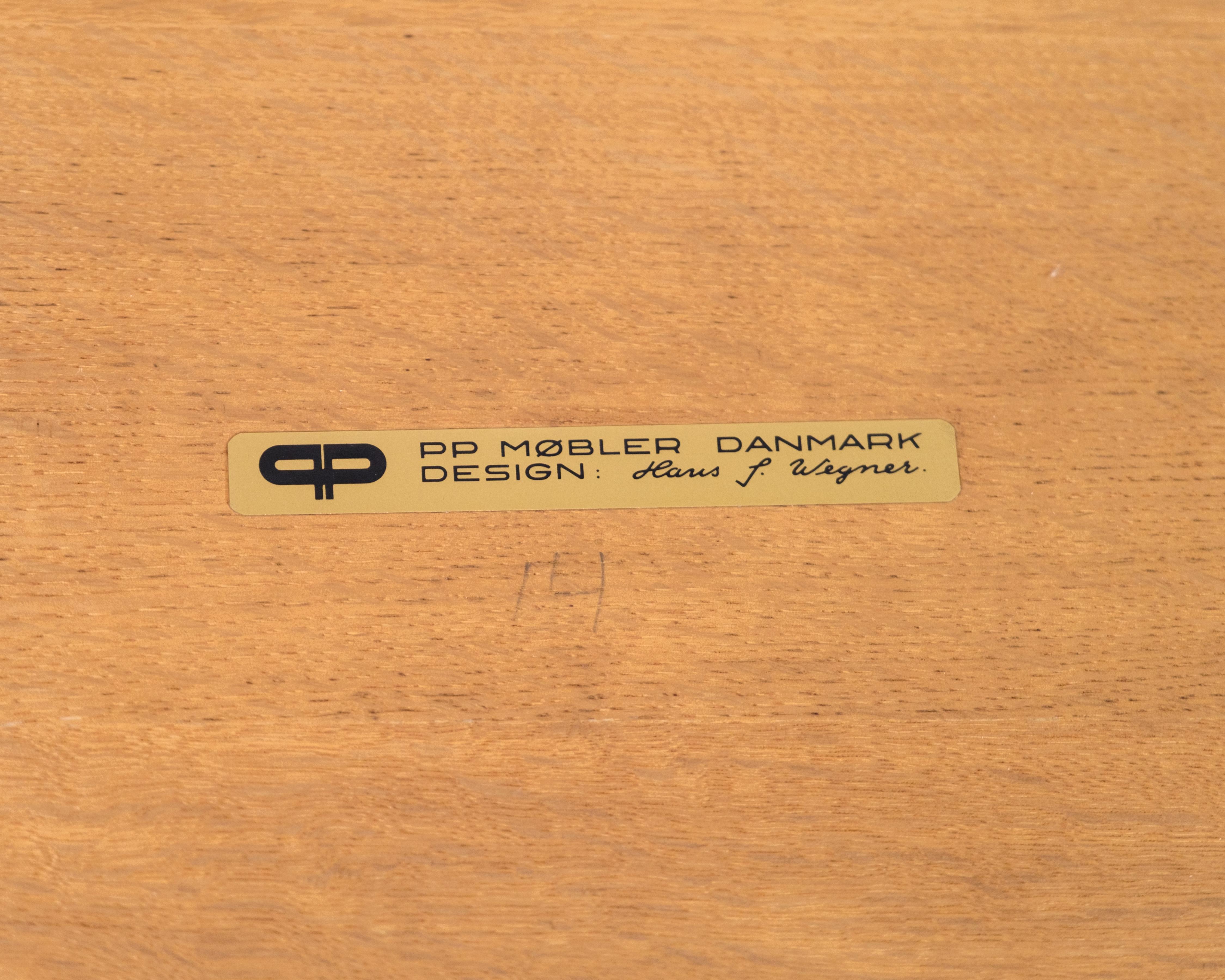 Sofa Table Made In Oak By Hans J. Wegner For PP Furniture From 1990s For Sale 9