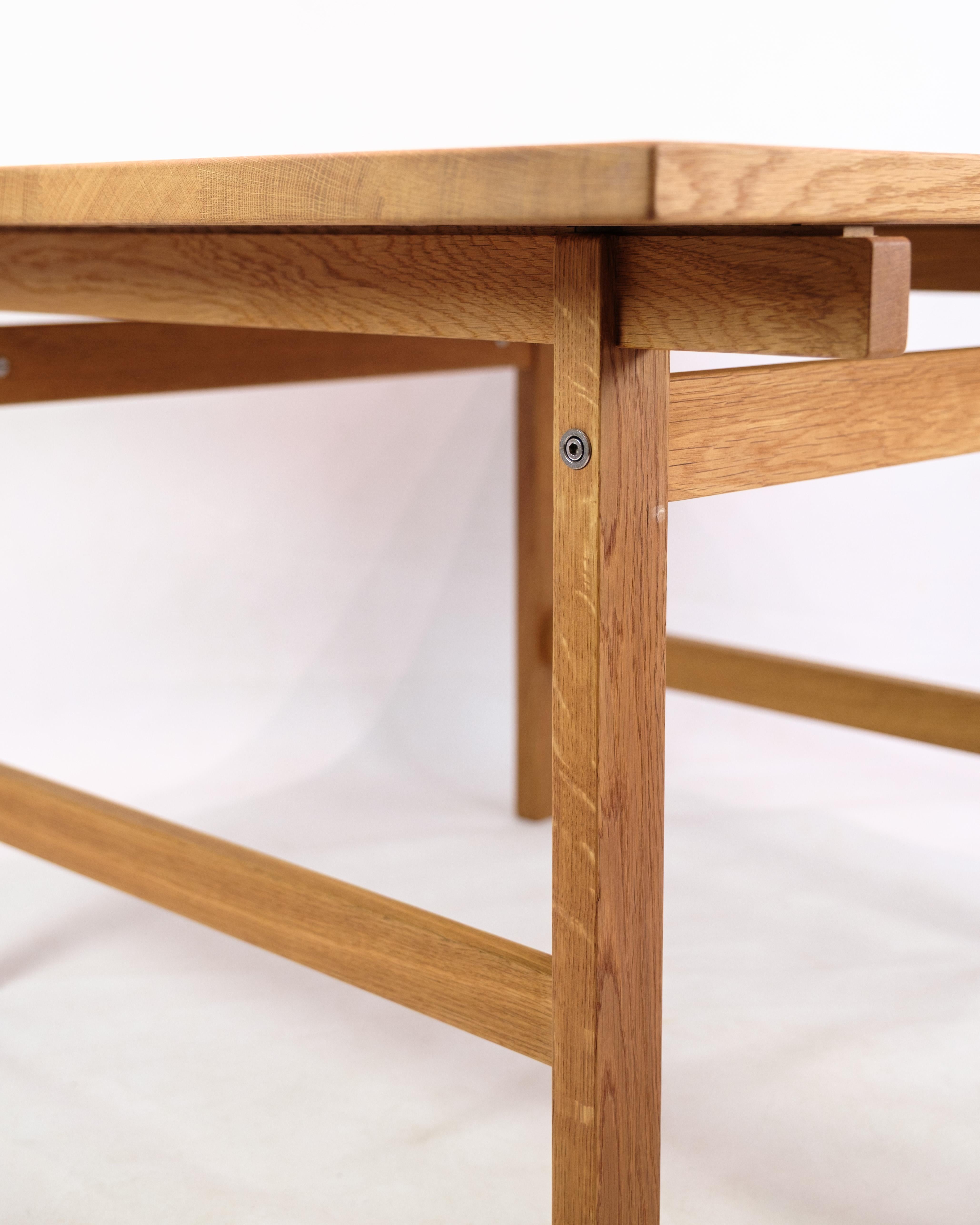 Mid-Century Modern Sofa Table Made In Oak By Hans J. Wegner For PP Furniture From 1990s For Sale