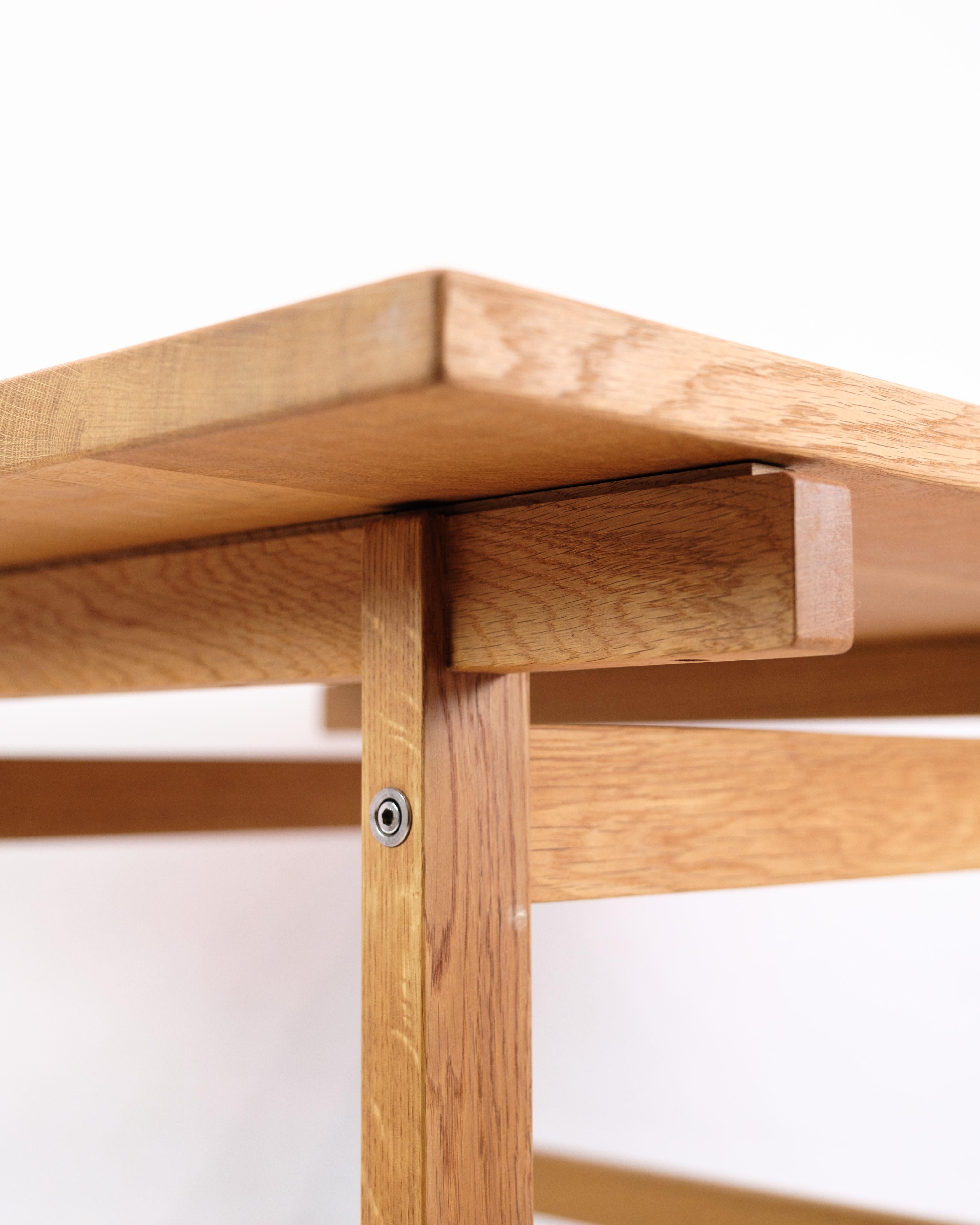 Sofa Table Made In Oak By Hans J. Wegner For PP Furniture From 1990s In Excellent Condition For Sale In Lejre, DK